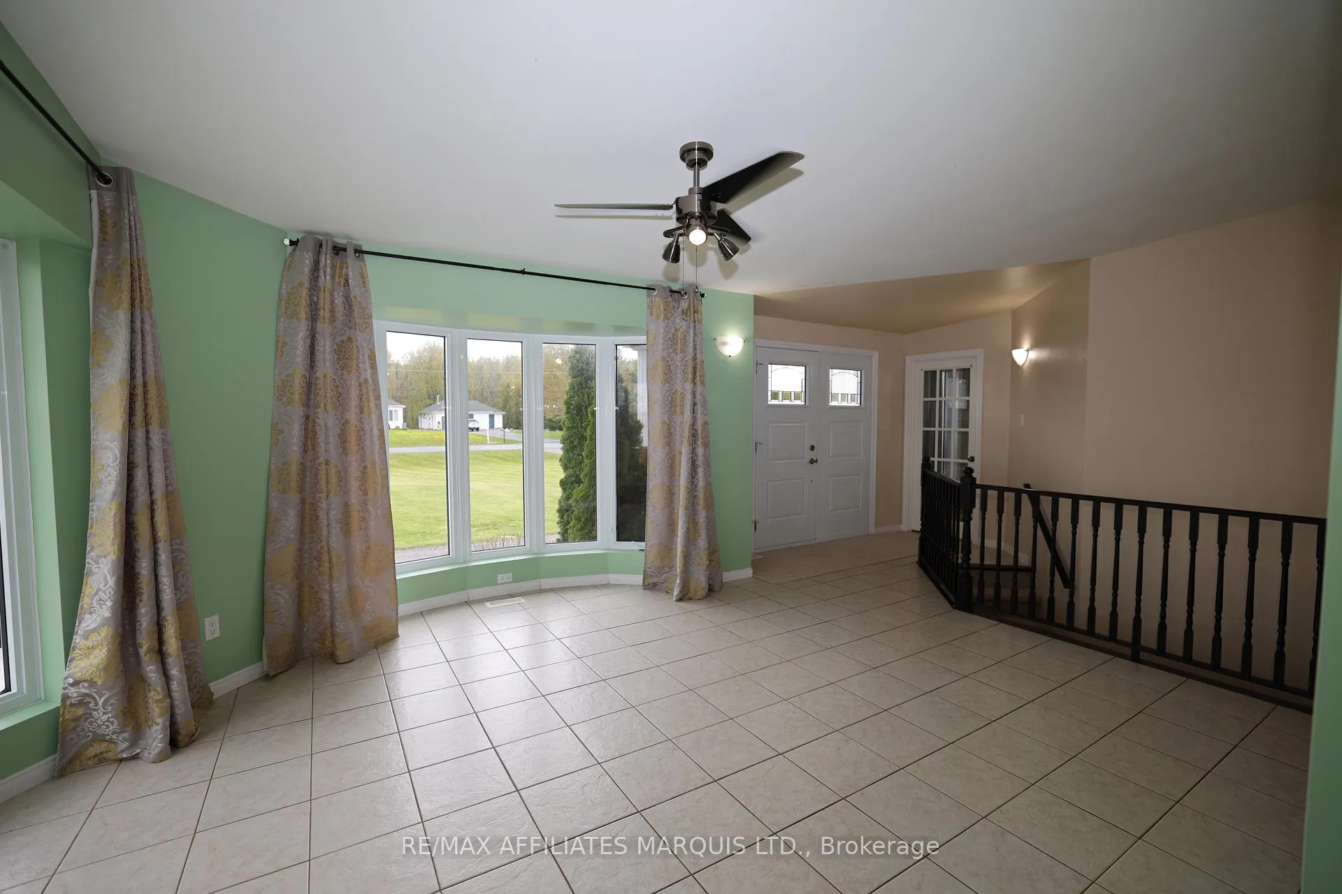 Photo 6 of 2054 Valley Street, North Stormont, North Stormont (Roxborough) Twp — HOMEH