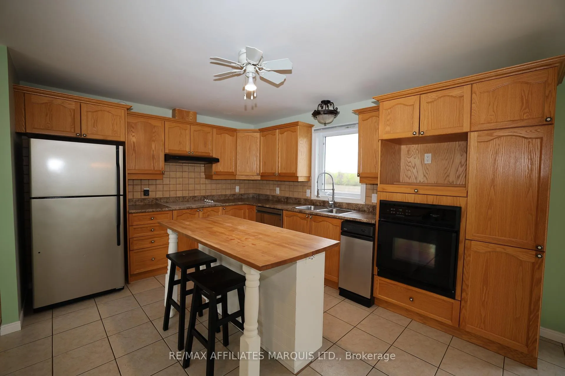 Photo 9 of 2054 Valley Street, North Stormont, North Stormont (Roxborough) Twp — HOMEH