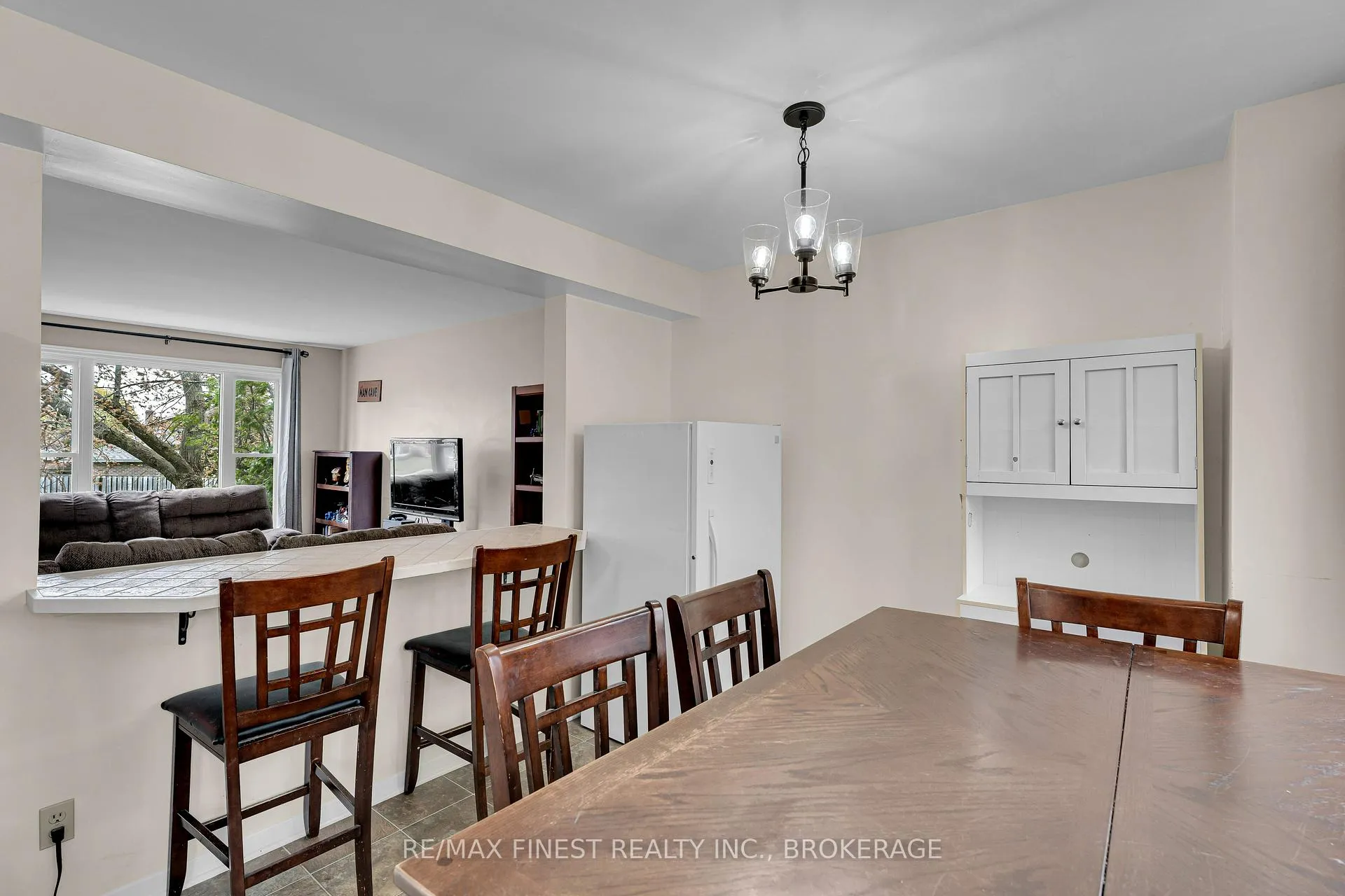 Photo 15 of 717 Ridley Drive, Kingston, North of Taylor-Kidd Blvd — HOMEH
