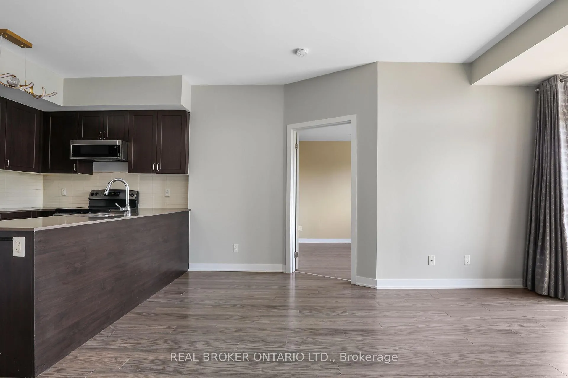 Photo 10 of Unit 323, 3560 St Clair Avenue E, Scarborough, Kennedy Park — HOMEH