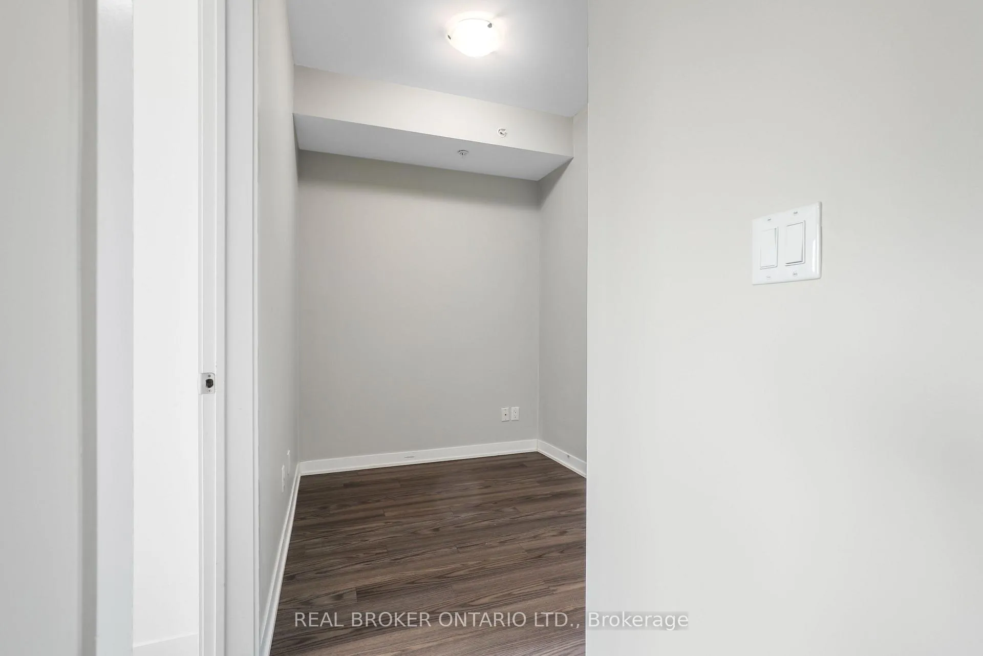 Photo 16 of Unit 323, 3560 St Clair Avenue E, Scarborough, Kennedy Park — HOMEH