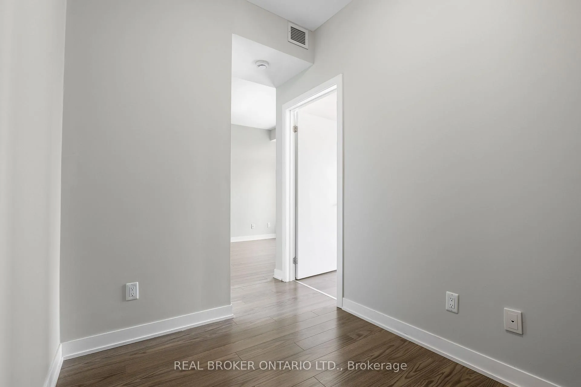 Photo 17 of Unit 323, 3560 St Clair Avenue E, Scarborough, Kennedy Park — HOMEH