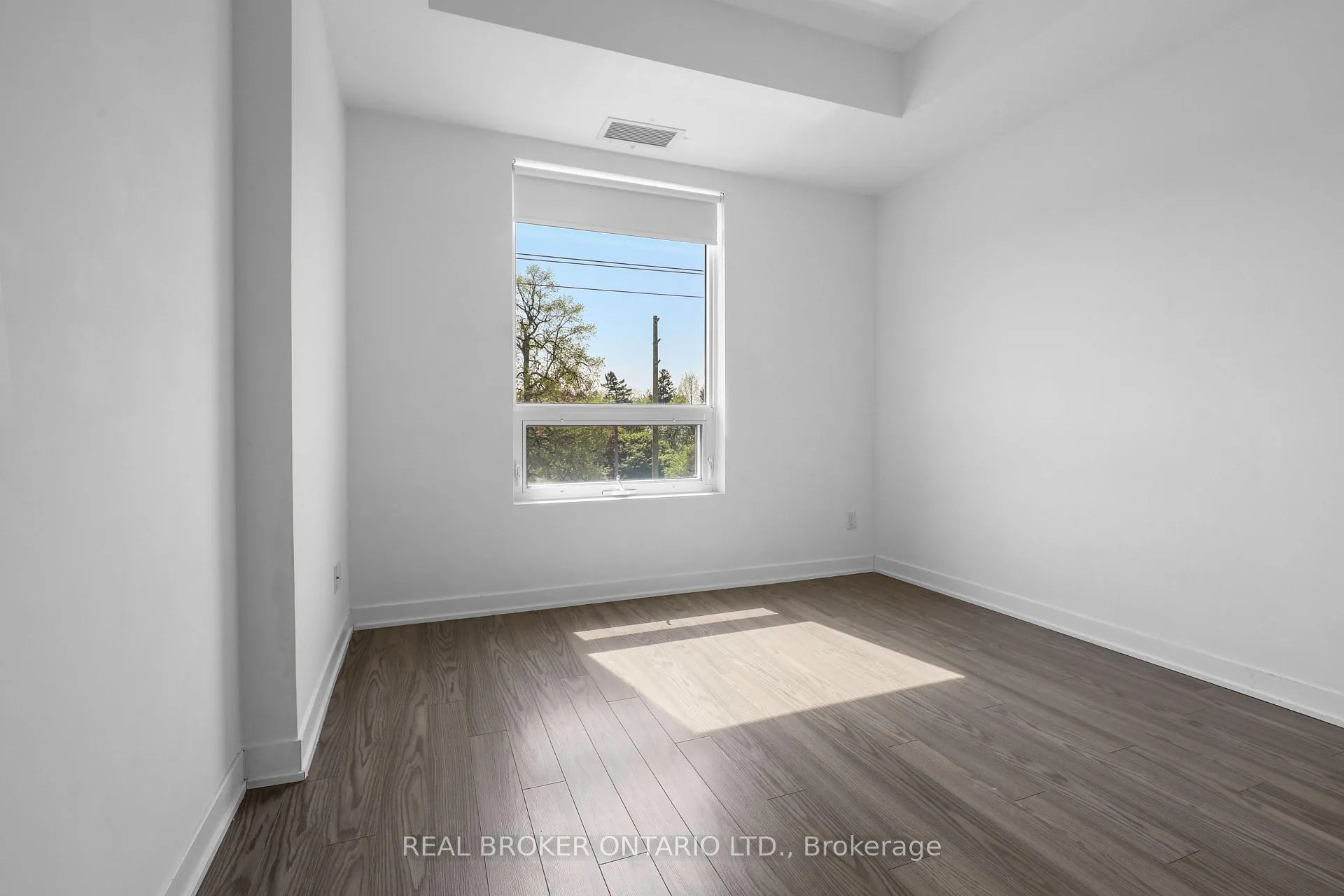 Photo 18 of Unit 323, 3560 St Clair Avenue E, Scarborough, Kennedy Park — HOMEH