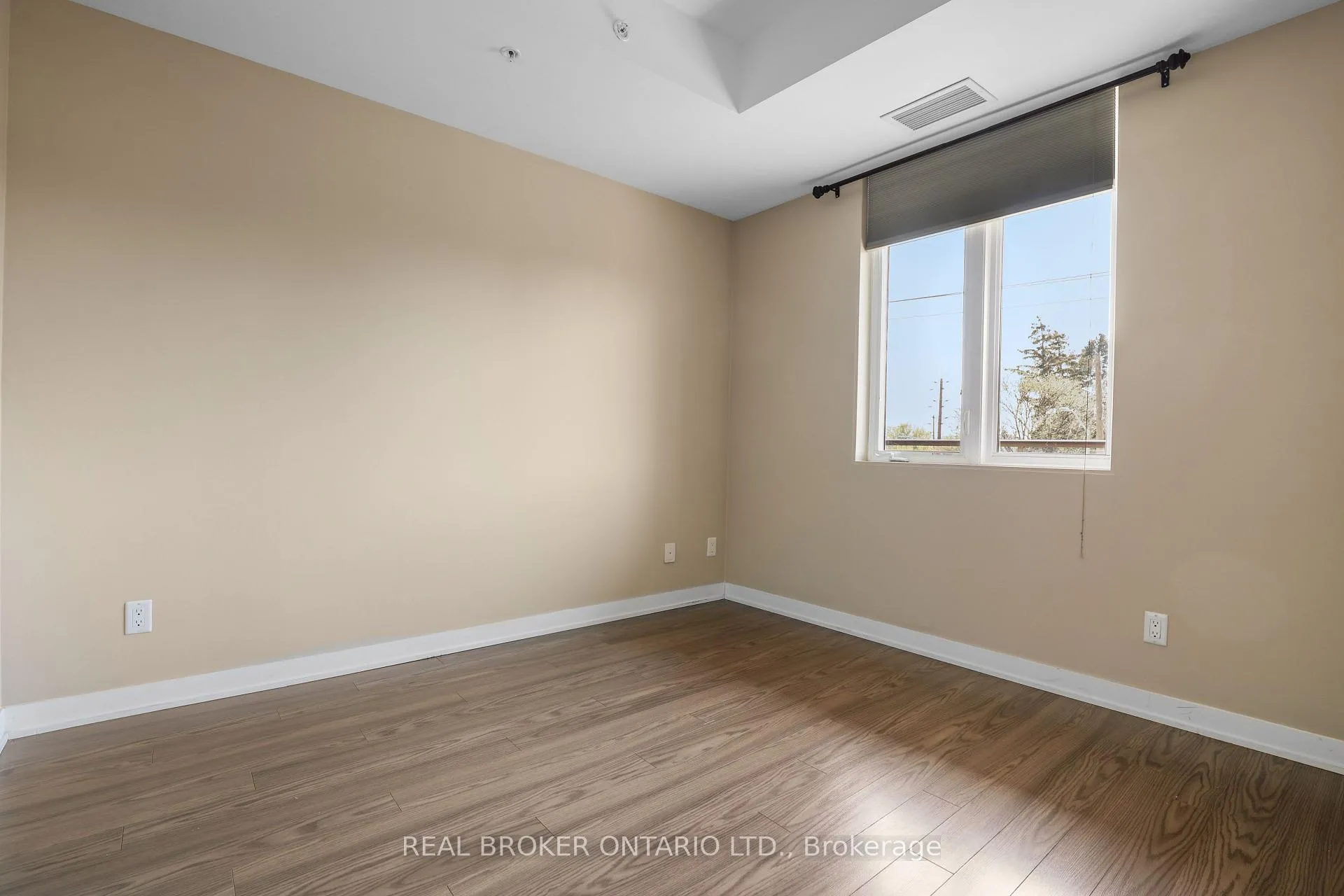 Photo 22 of Unit 323, 3560 St Clair Avenue E, Scarborough, Kennedy Park — HOMEH