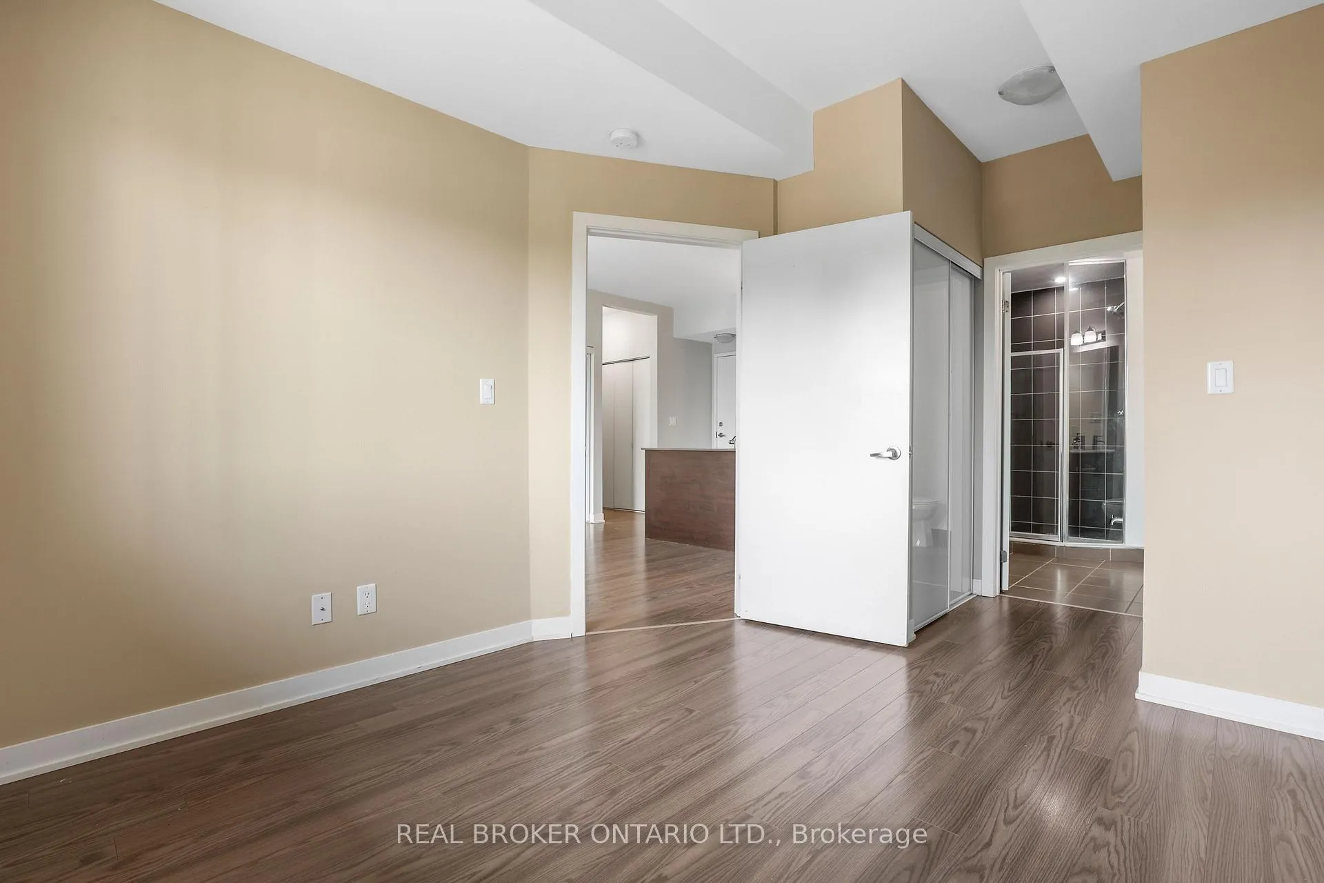Photo 24 of Unit 323, 3560 St Clair Avenue E, Scarborough, Kennedy Park — HOMEH