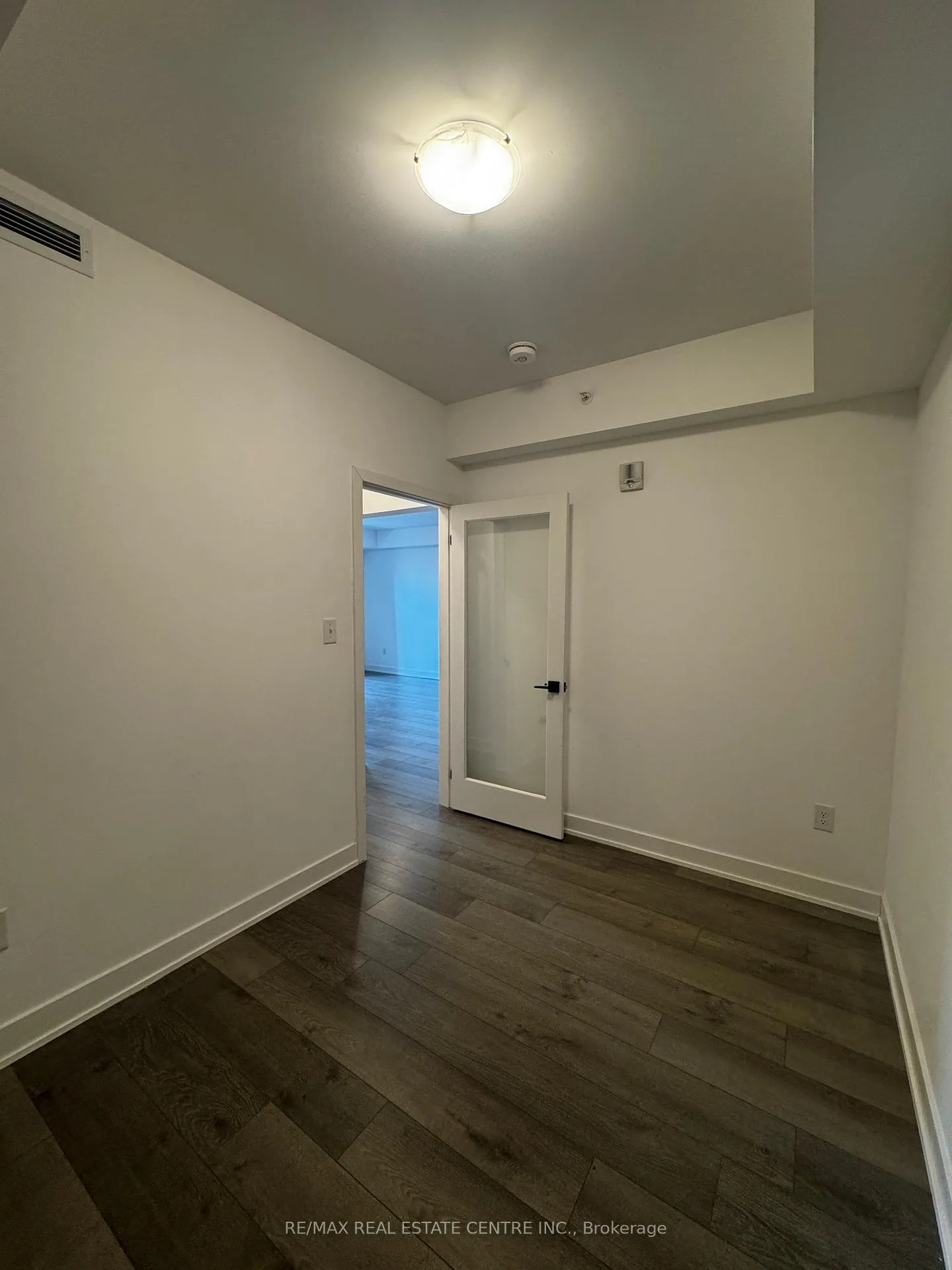 Photo 7 of Unit 508, 4 Spice Way, Barrie, Rural Barrie Southeast — HOMEH