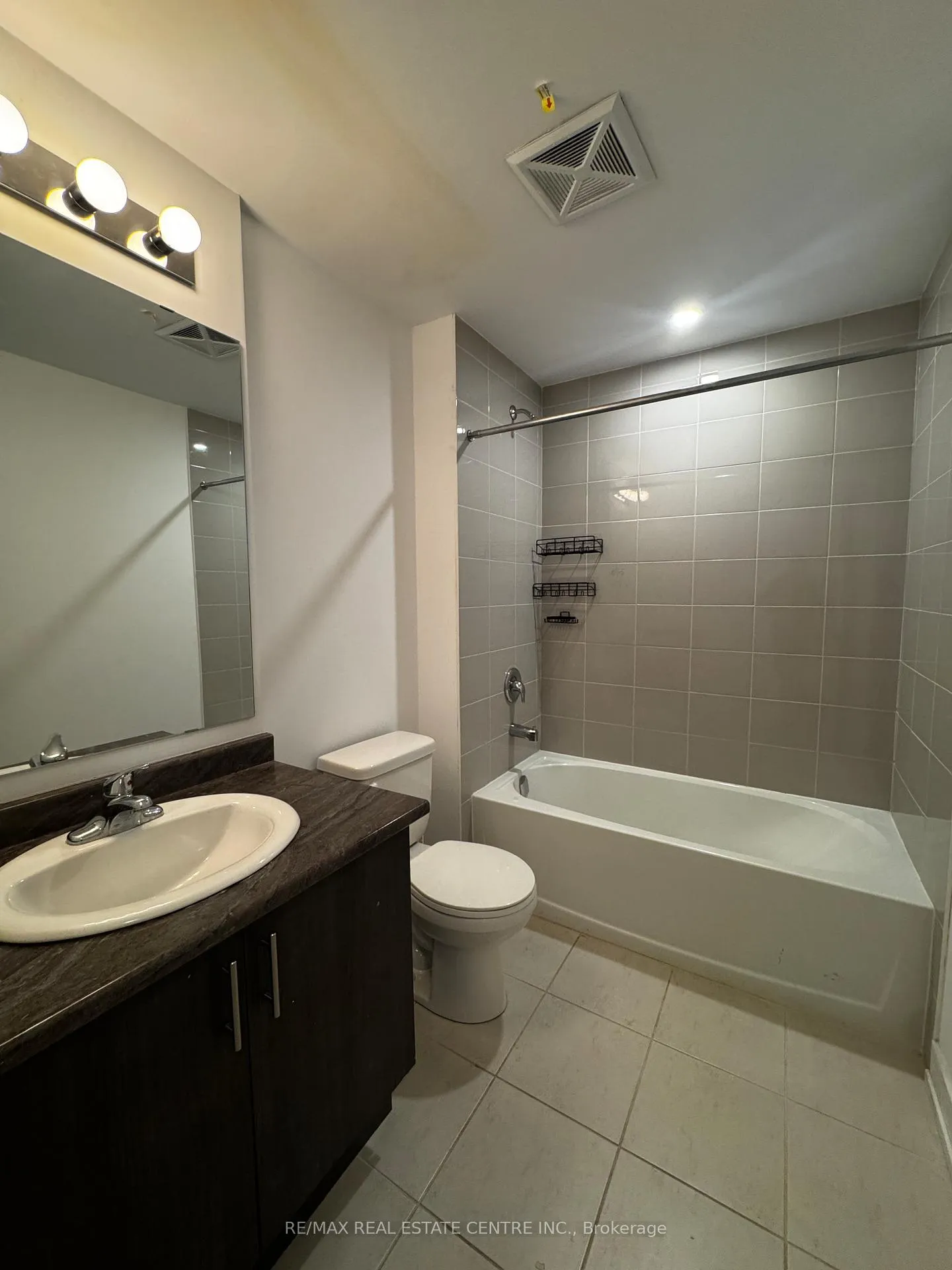 Photo 16 of Unit 508, 4 Spice Way, Barrie, Rural Barrie Southeast — HOMEH