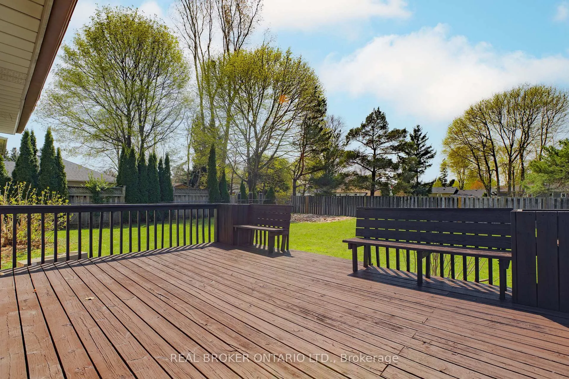 Photo 24 of 194 Fiddlers Green Road, Hamilton, Ancaster — HOMEH