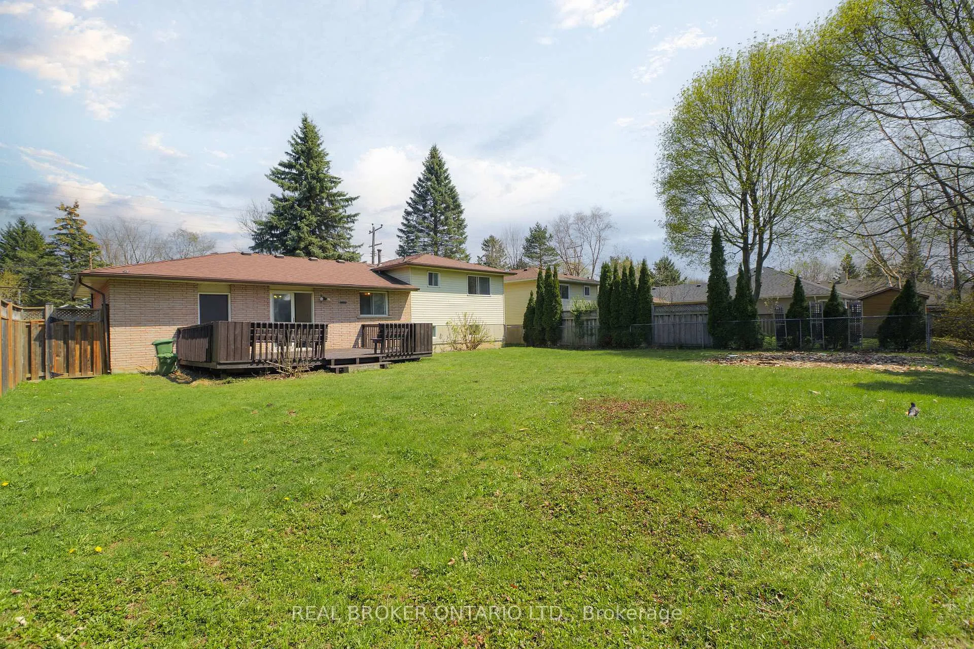 Photo 26 of 194 Fiddlers Green Road, Hamilton, Ancaster — HOMEH