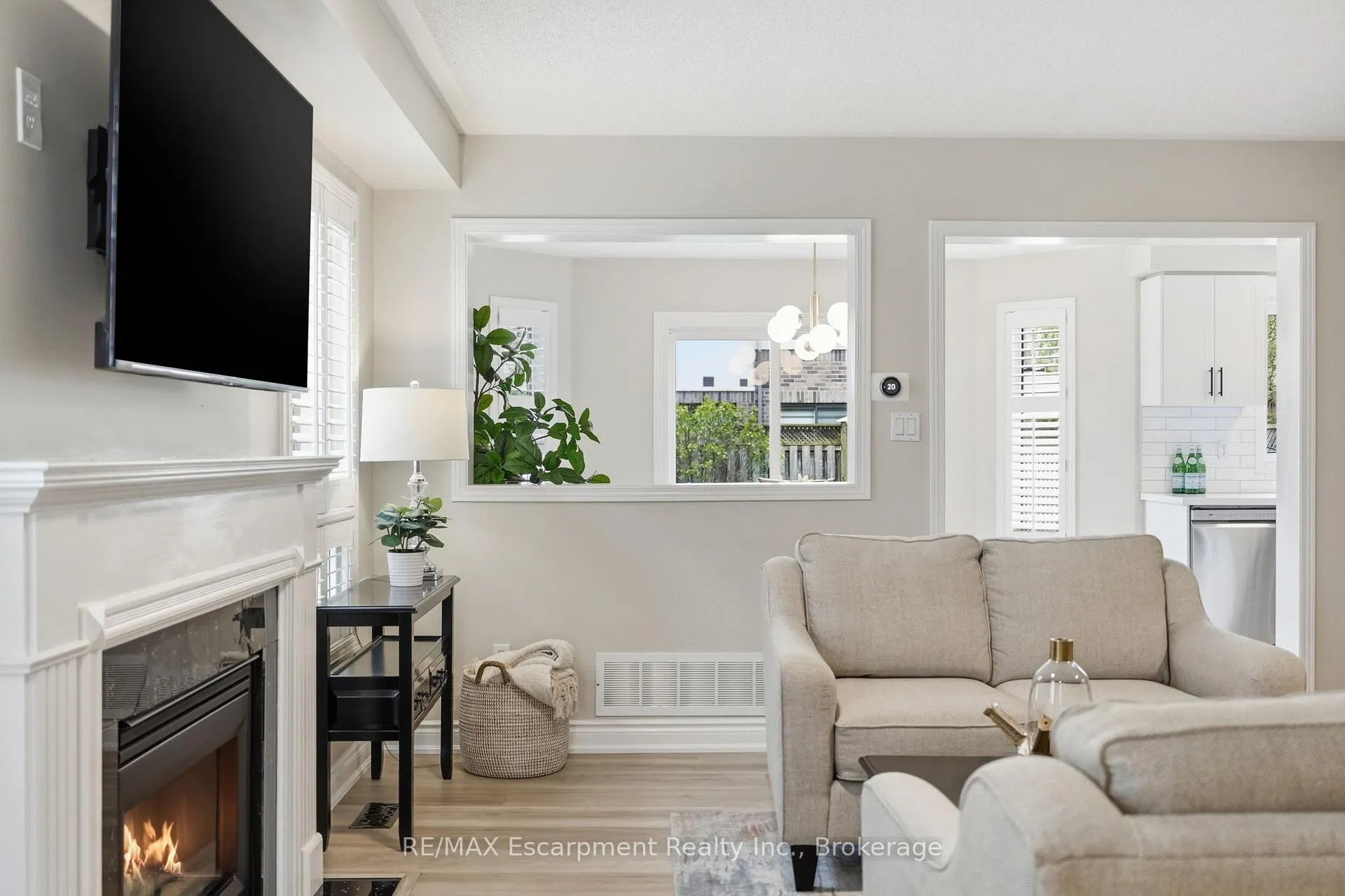 Photo 6 of 2124 Glenhampton Road, Oakville, Westmount — HOMEH