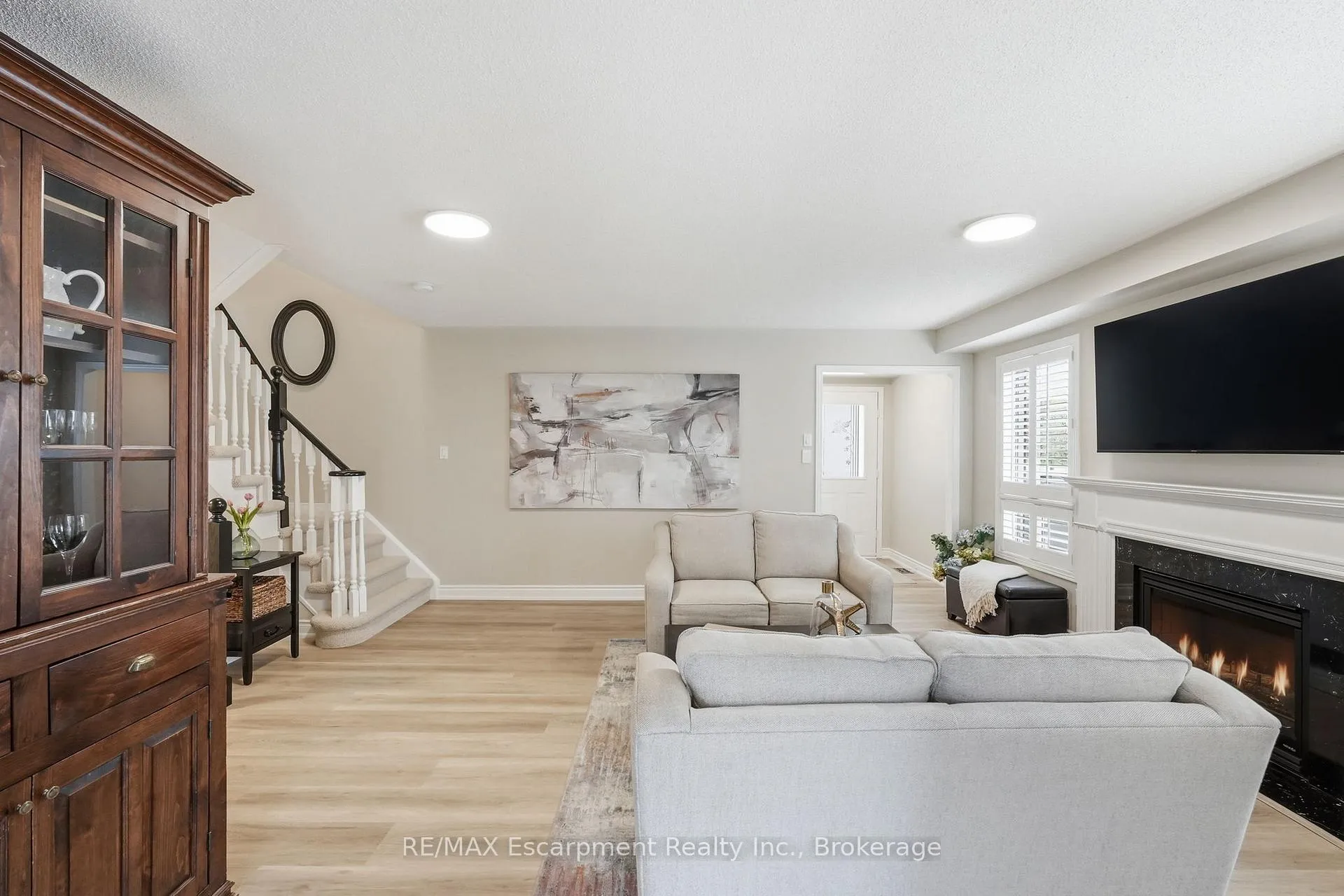 Photo 9 of 2124 Glenhampton Road, Oakville, Westmount — HOMEH