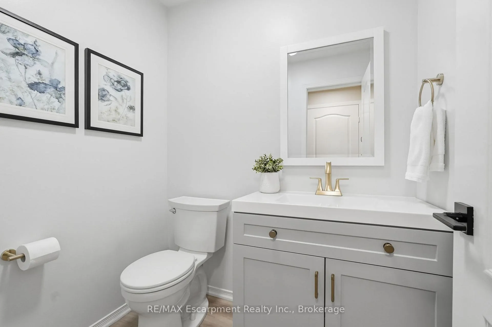Photo 17 of 2124 Glenhampton Road, Oakville, Westmount — HOMEH