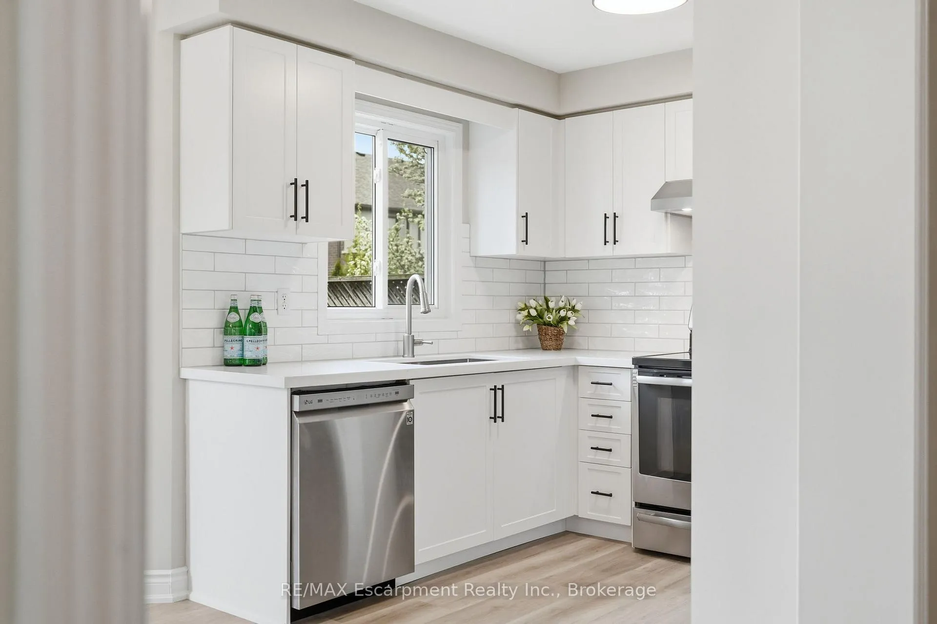 Photo 19 of 2124 Glenhampton Road, Oakville, Westmount — HOMEH