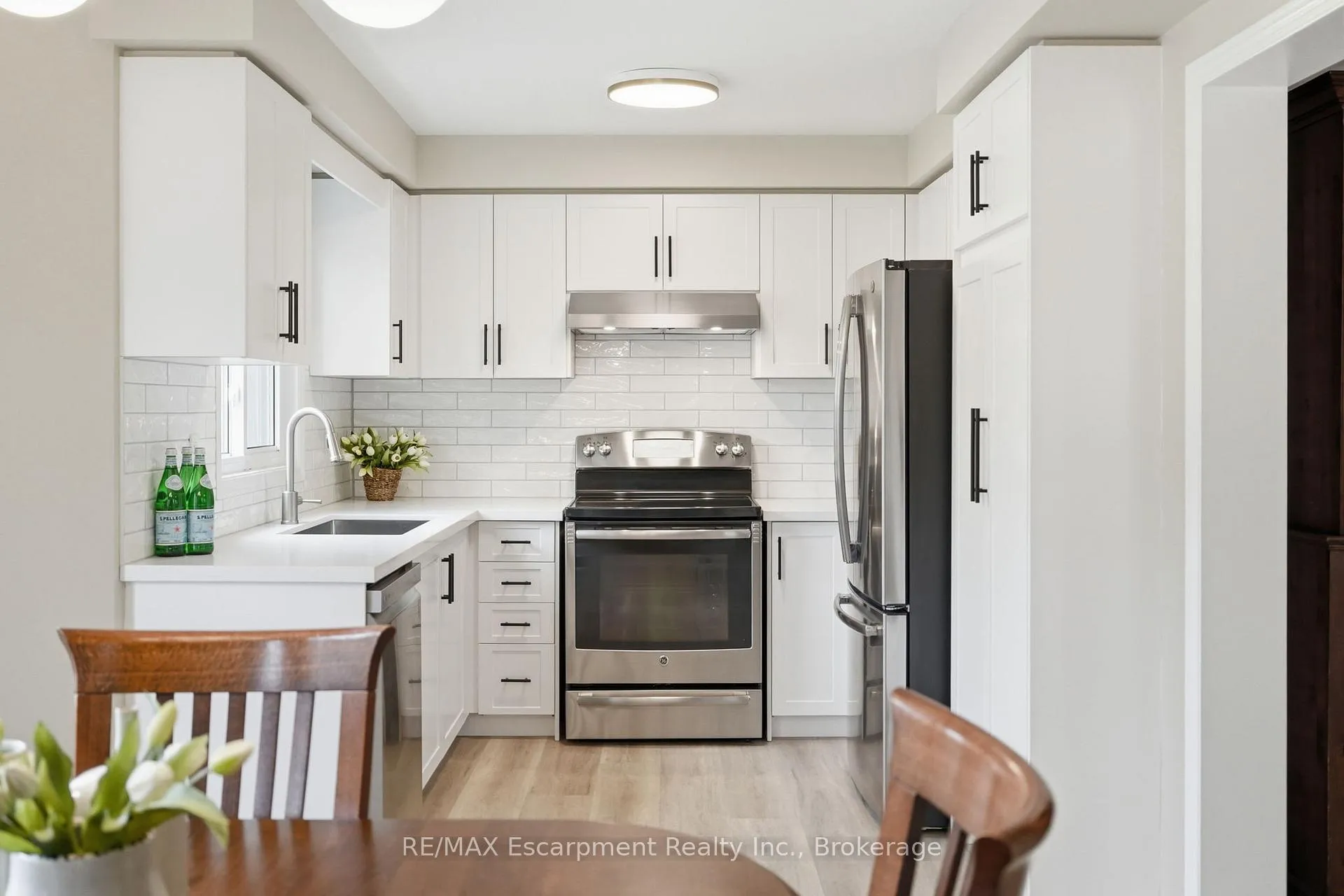 Photo 21 of 2124 Glenhampton Road, Oakville, Westmount — HOMEH