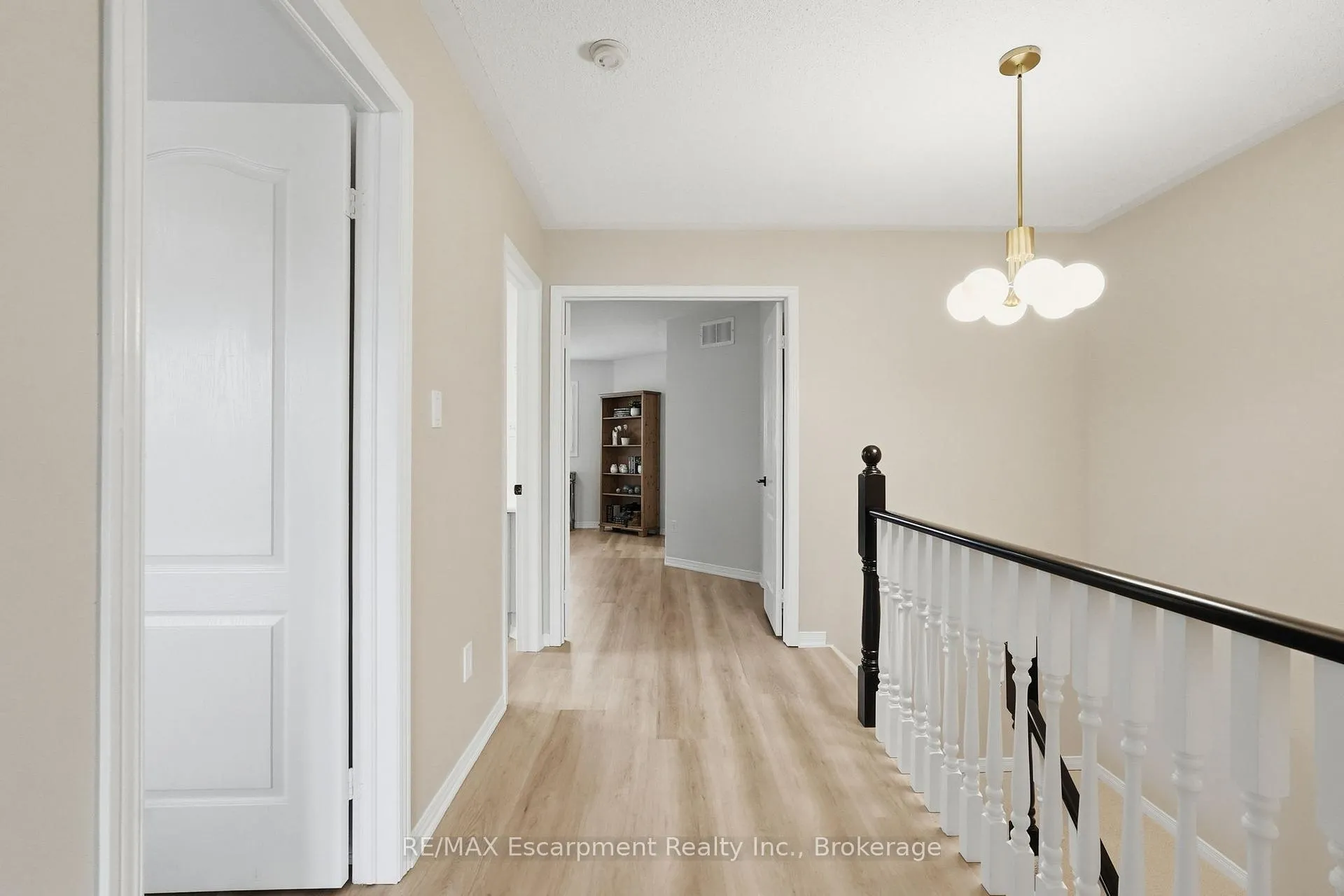 Photo 23 of 2124 Glenhampton Road, Oakville, Westmount — HOMEH