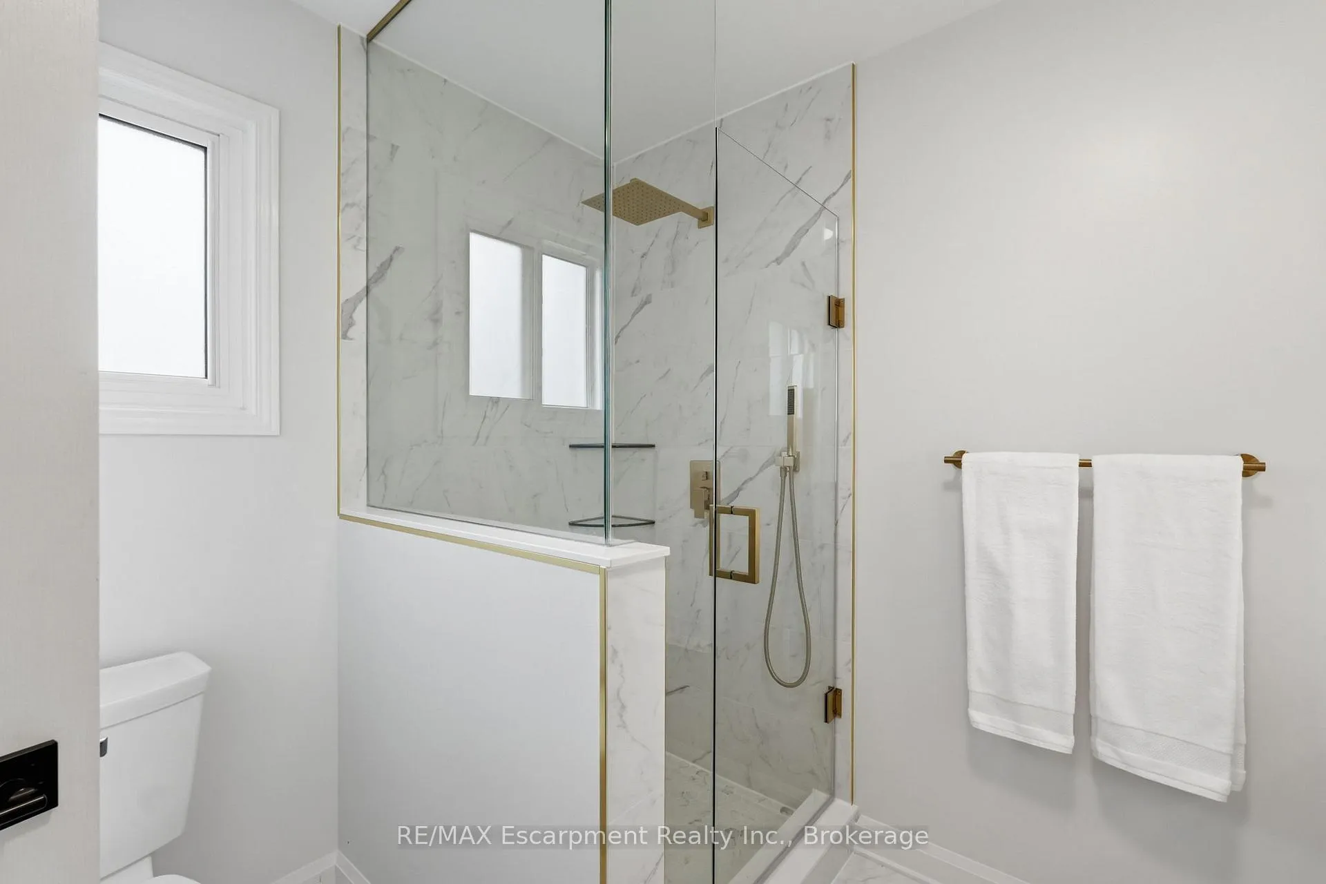 Photo 32 of 2124 Glenhampton Road, Oakville, Westmount — HOMEH
