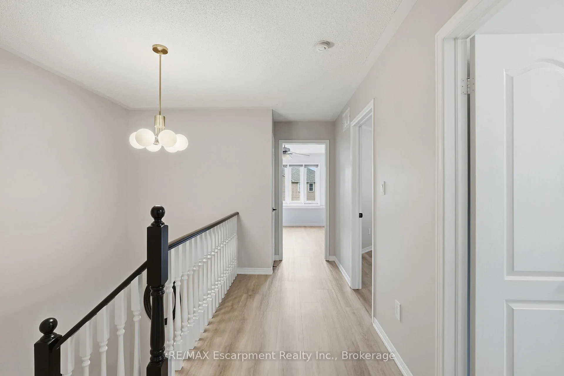 Photo 33 of 2124 Glenhampton Road, Oakville, Westmount — HOMEH