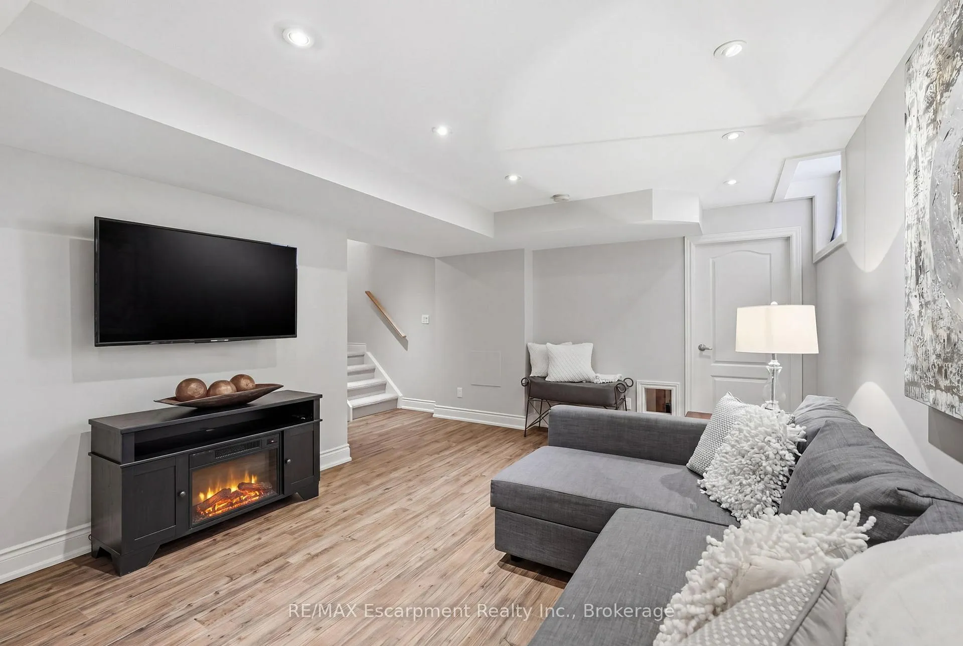 Photo 43 of 2124 Glenhampton Road, Oakville, Westmount — HOMEH
