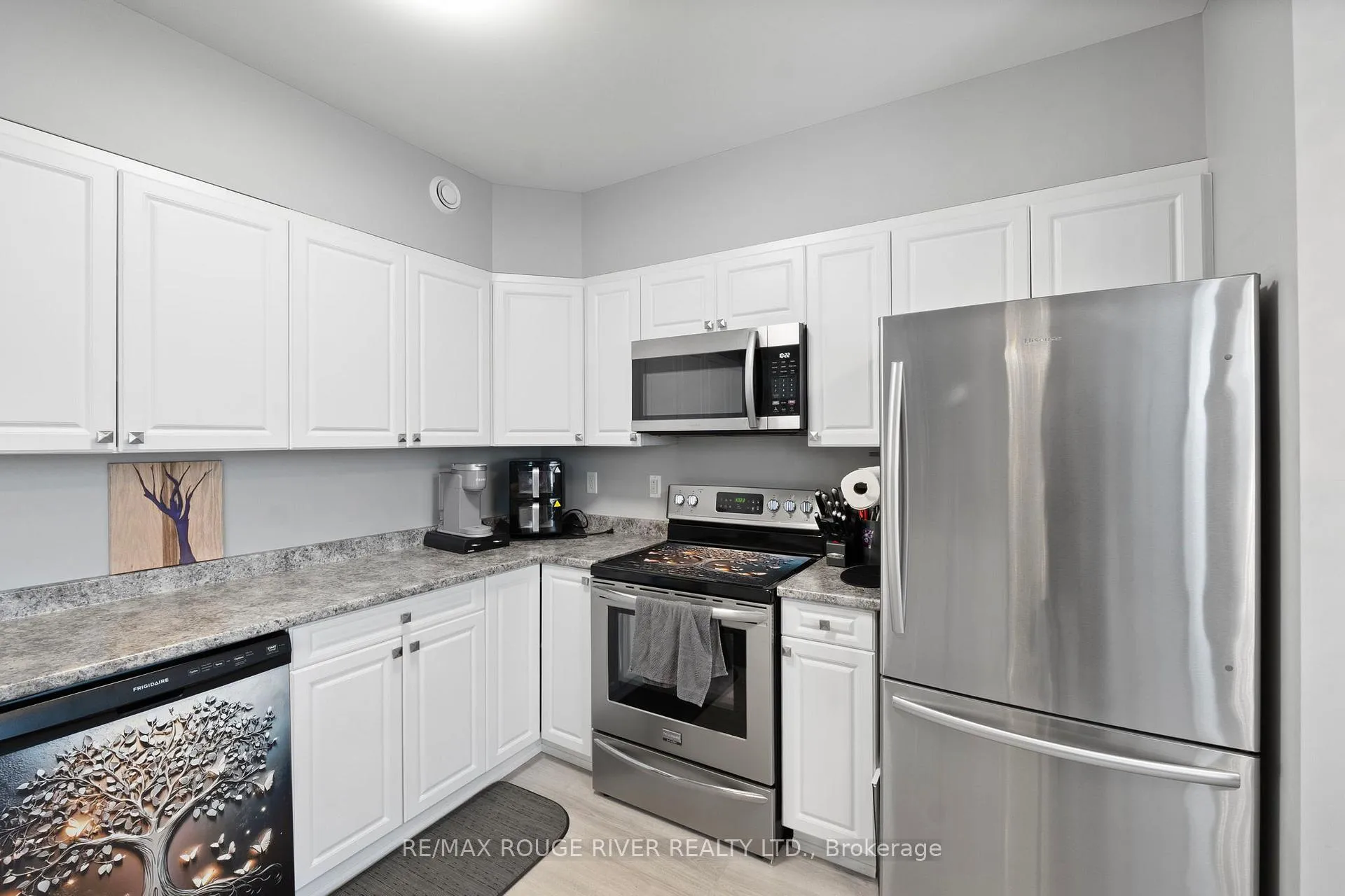 Photo 10 of Unit 101, 430 Lonsberry Drive, Cobourg — HOMEH