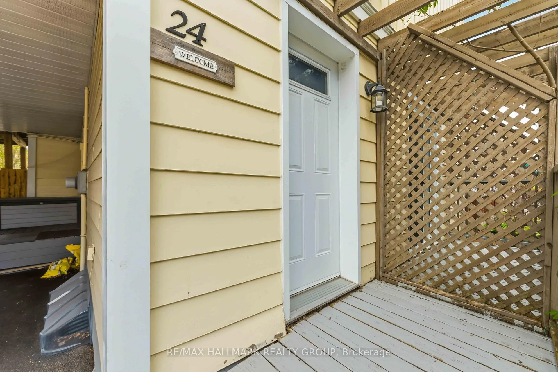 Photo 4 of 24 Patro Street, Ottawa, Lower Town — HOMEH