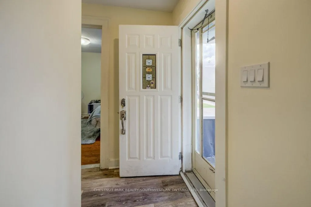 Photo 10 of 10 Marshall Street, Waterloo, Beechwood/University — HOMEH