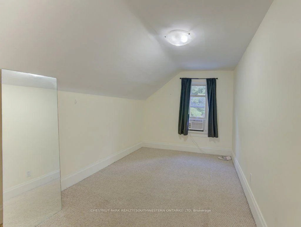 Photo 29 of 10 Marshall Street, Waterloo, Beechwood/University — HOMEH