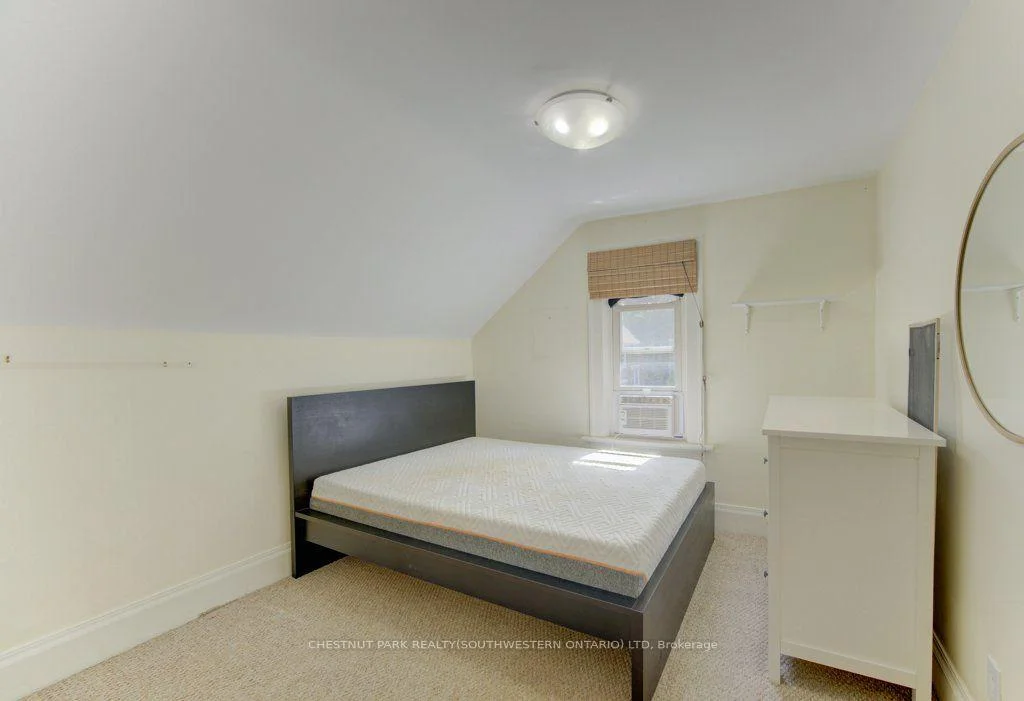 Photo 33 of 10 Marshall Street, Waterloo, Beechwood/University — HOMEH