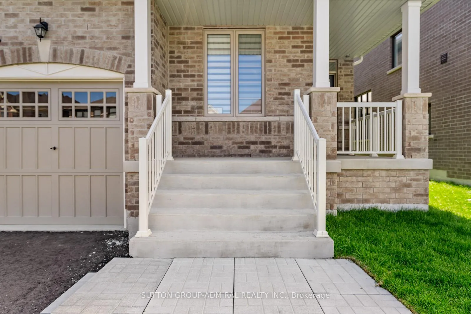 Photo 2 of 1285 Davis Loop, Innisfil, Lefroy — HOMEH