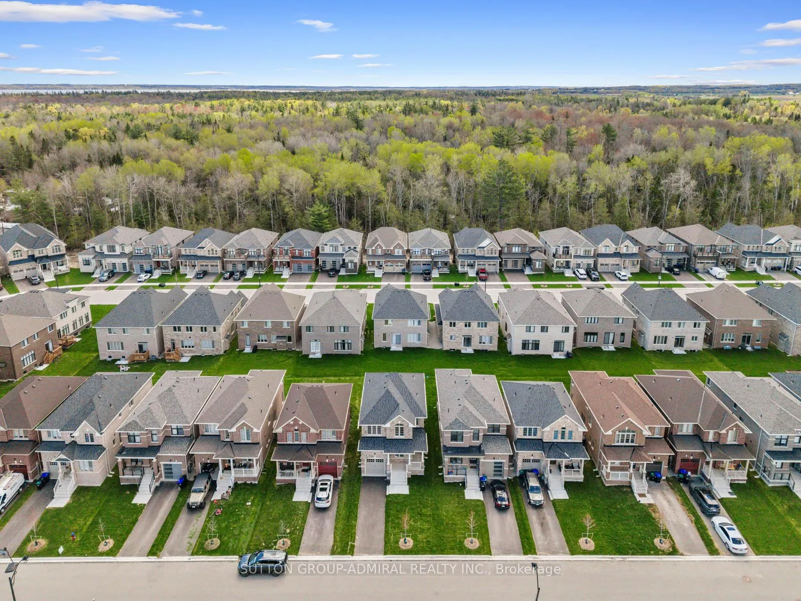 Photo 29 of 1285 Davis Loop, Innisfil, Lefroy — HOMEH