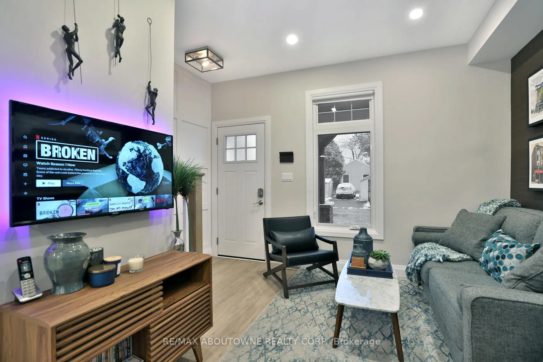 Photo 5 of 31-33 Hawthorne Avenue, Hamilton, Kirkendall — HOMEH