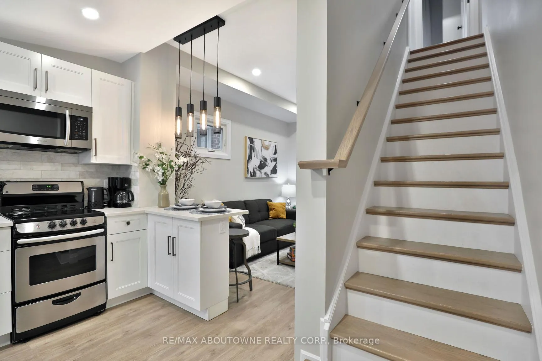 Photo 29 of 31-33 Hawthorne Avenue, Hamilton, Kirkendall — HOMEH
