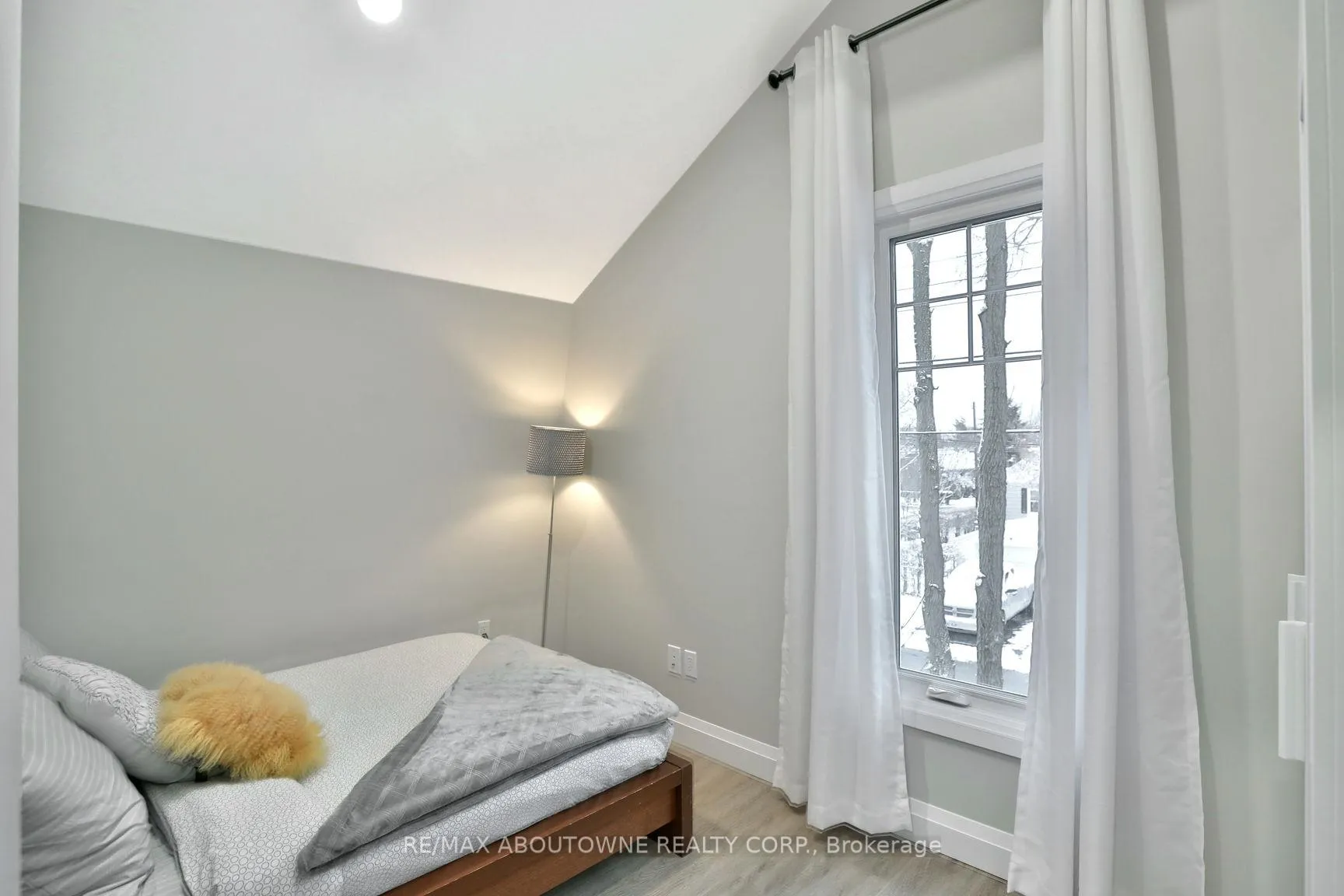 Photo 31 of 31-33 Hawthorne Avenue, Hamilton, Kirkendall — HOMEH