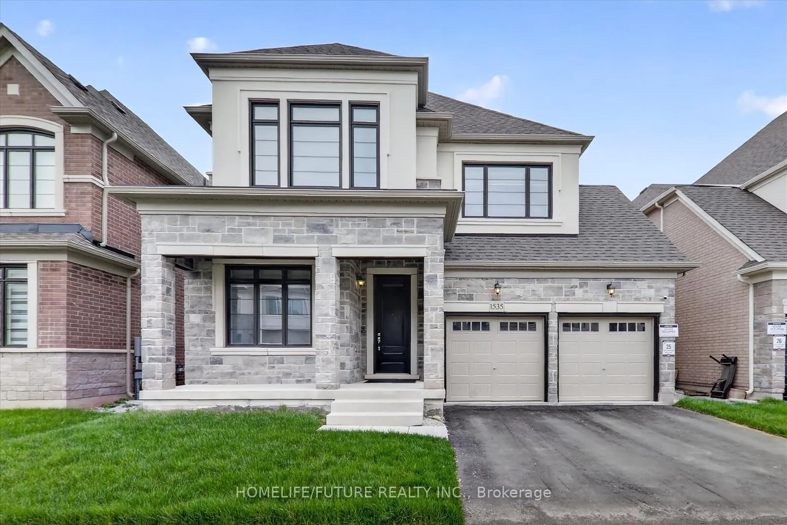 Front of 1535 Buttercup Court