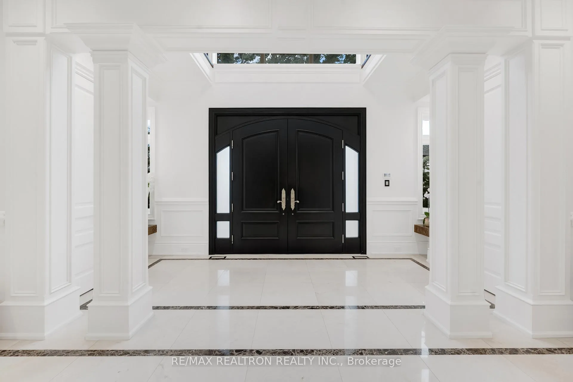 Photo 9 of 20 Hammok Crescent, Markham, Bayview Glen — HOMEH