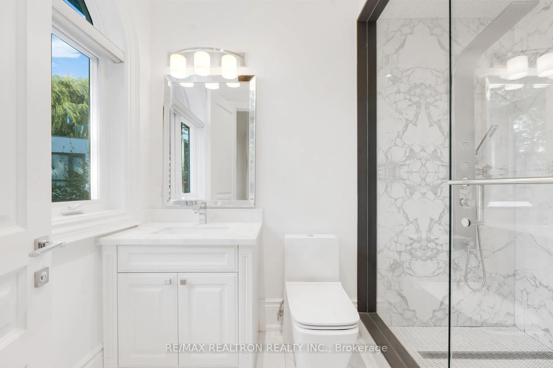 Photo 46 of 20 Hammok Crescent, Markham, Bayview Glen — HOMEH