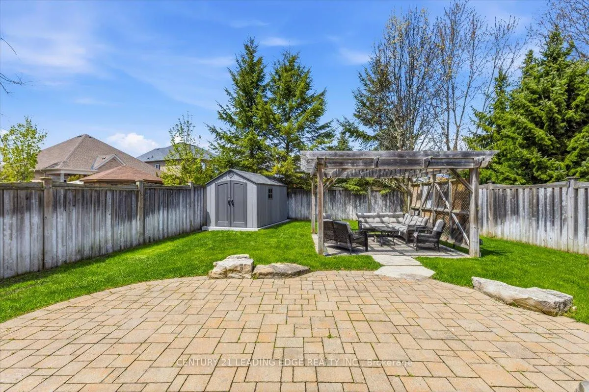 Photo 34 of 55 Campbell Drive, Uxbridge — HOMEH
