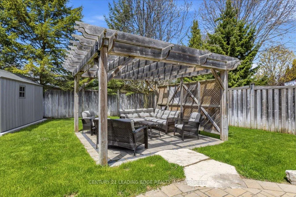 Photo 35 of 55 Campbell Drive, Uxbridge — HOMEH