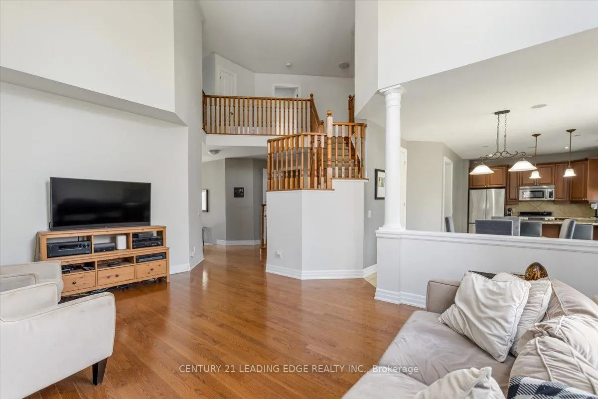 Photo 6 of 55 Campbell Drive, Uxbridge — HOMEH