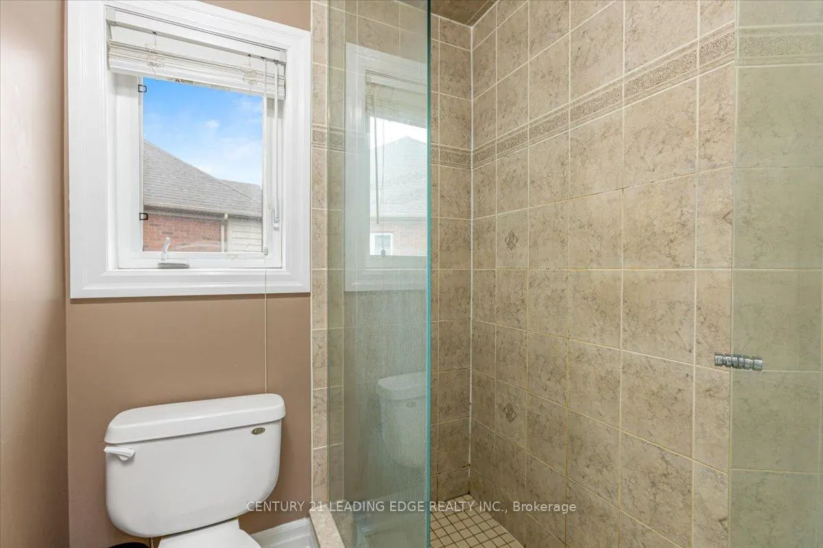 Photo 28 of 55 Campbell Drive, Uxbridge — HOMEH