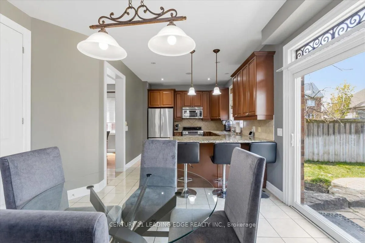 Photo 13 of 55 Campbell Drive, Uxbridge — HOMEH