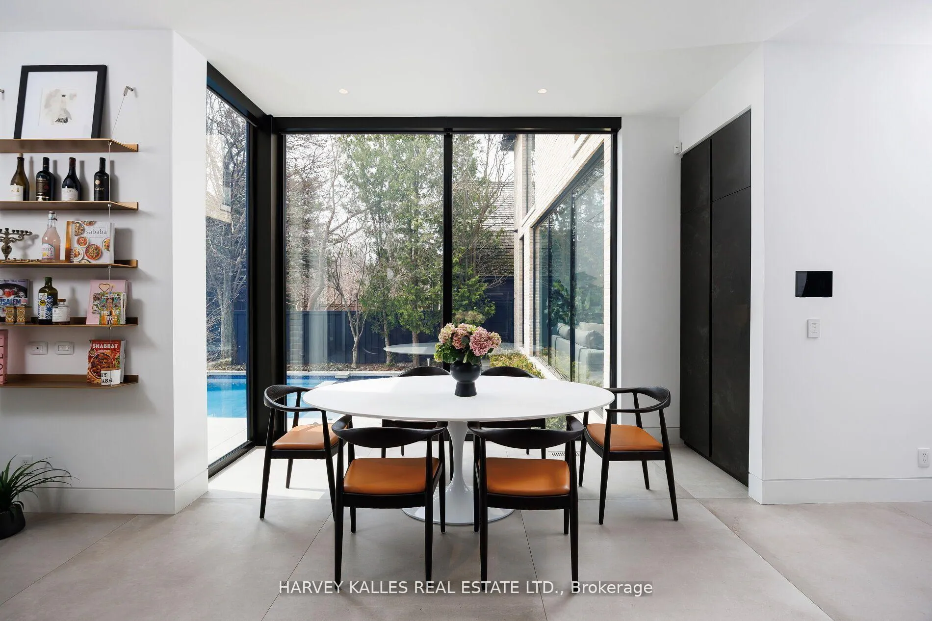 Photo 14 of 5 Dewbourne Avenue, Toronto, Forest Hill South — HOMEH