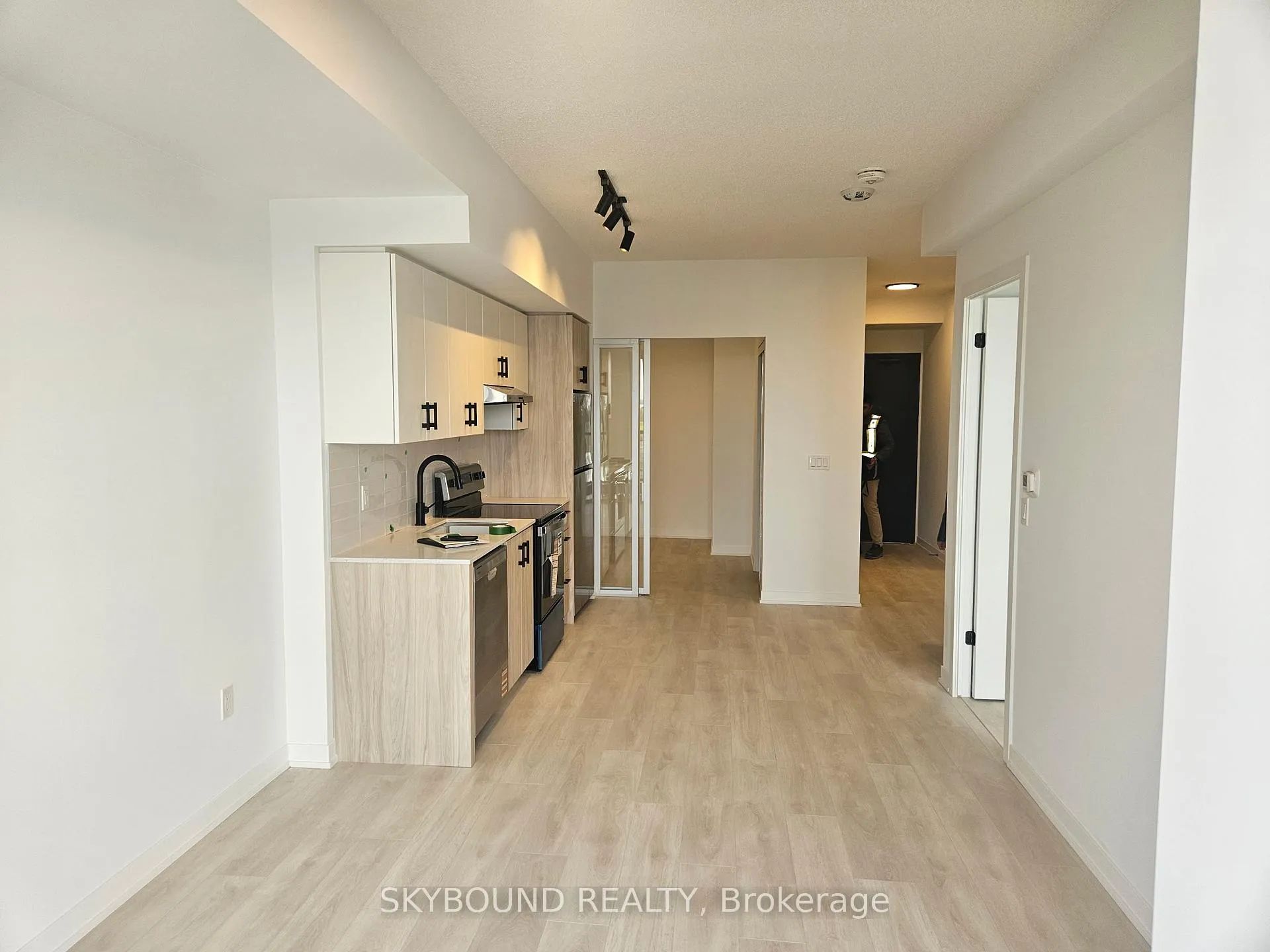 Photo 5 of Unit D1406, 4878 Powers Common, Burlington, Appleby — HOMEH