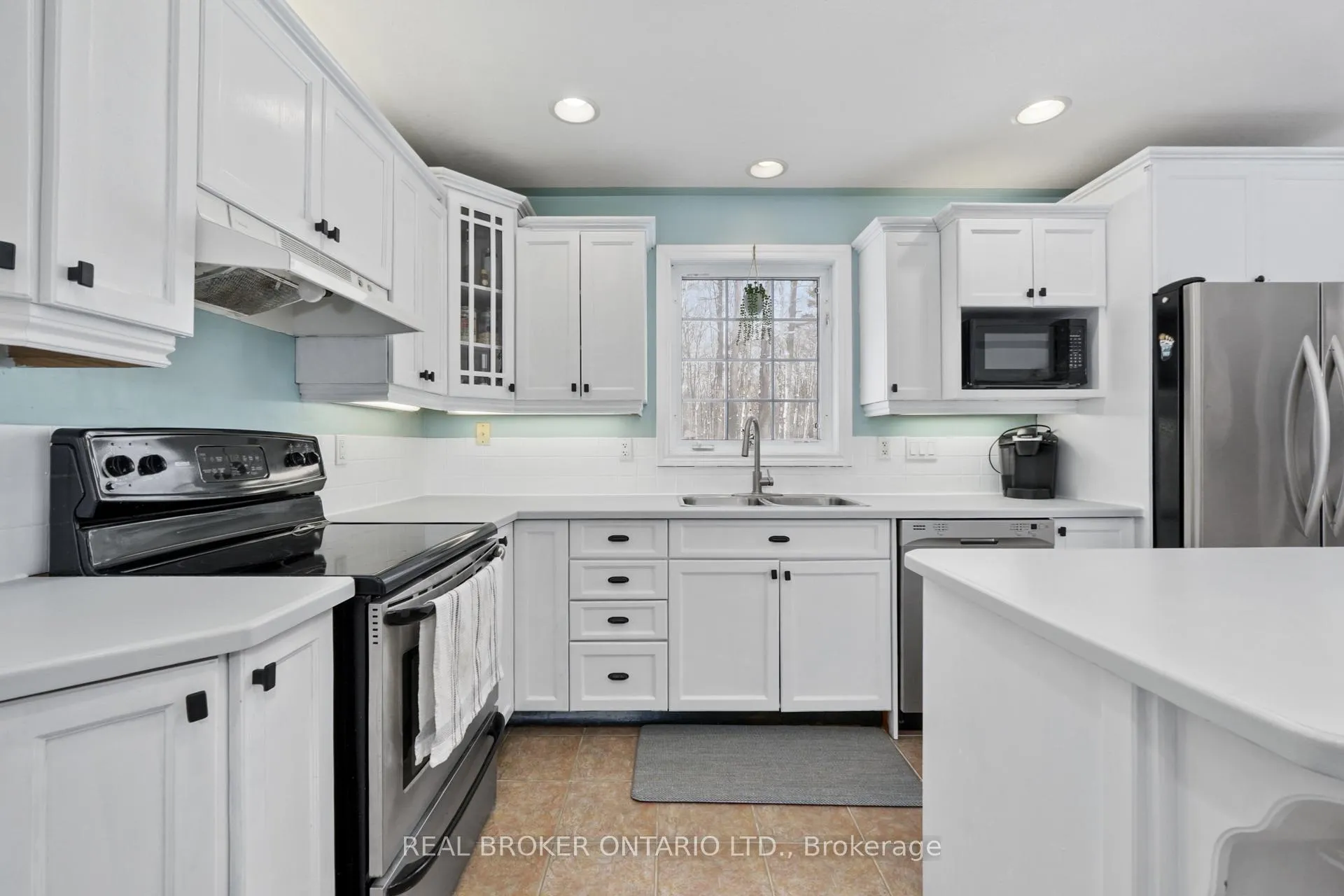 Photo 13 of 44 Centre Road, Centre Hastings — HOMEH
