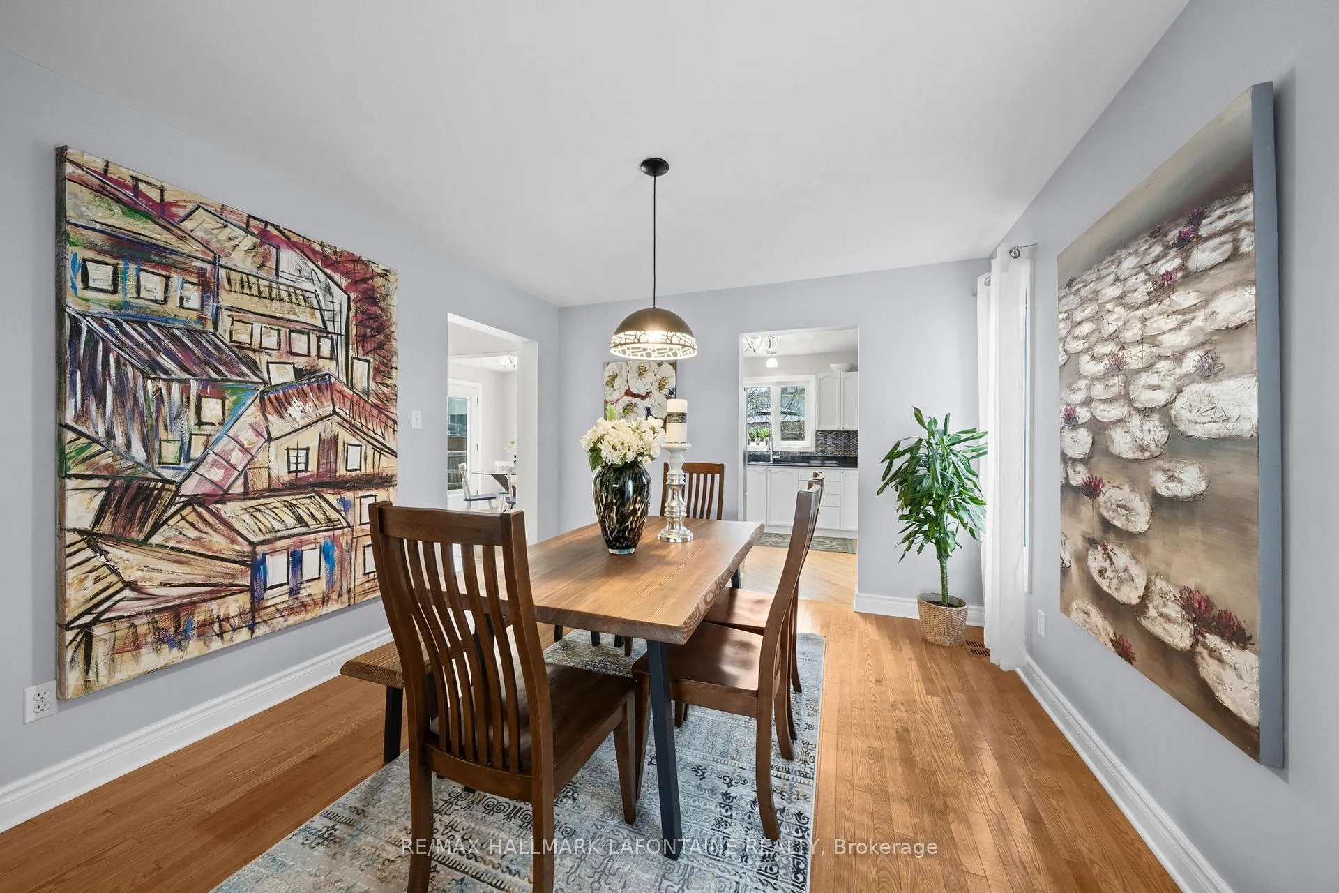 Photo 10 of 867 Clearcrest Crescent, Ottawa, Fallingbrook/Ridgemount — HOMEH