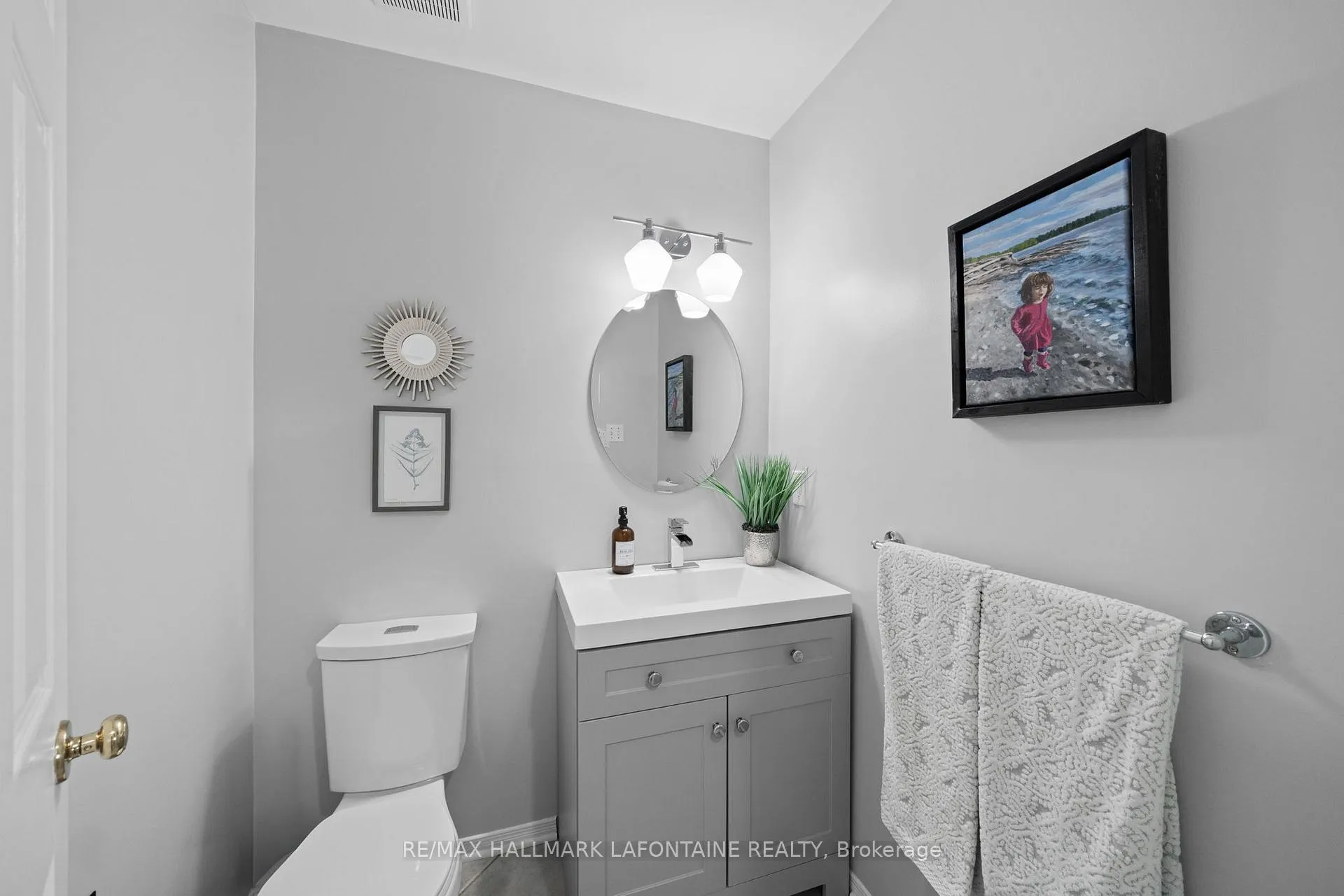 Photo 20 of 867 Clearcrest Crescent, Ottawa, Fallingbrook/Ridgemount — HOMEH
