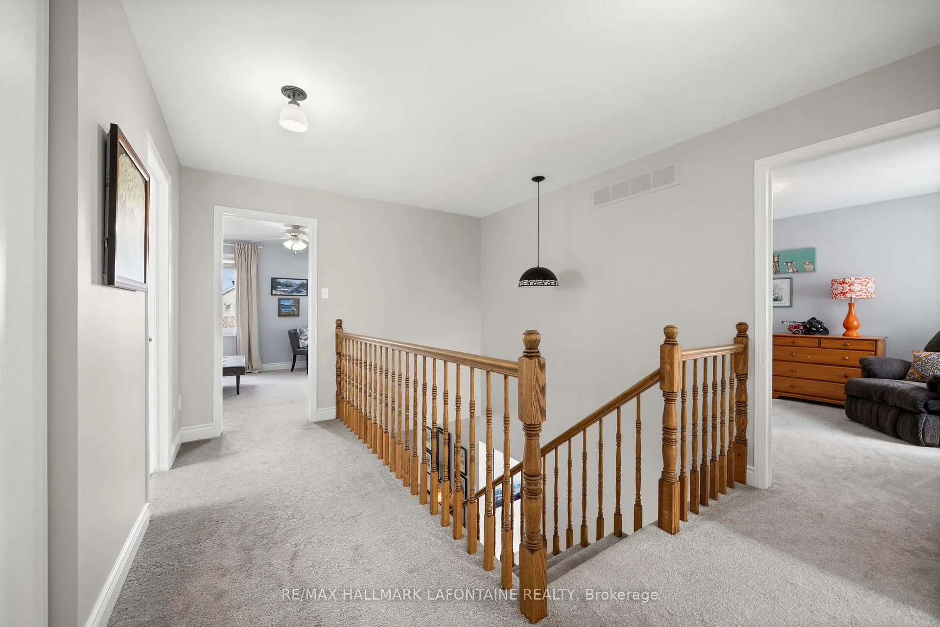 Photo 23 of 867 Clearcrest Crescent, Ottawa, Fallingbrook/Ridgemount — HOMEH