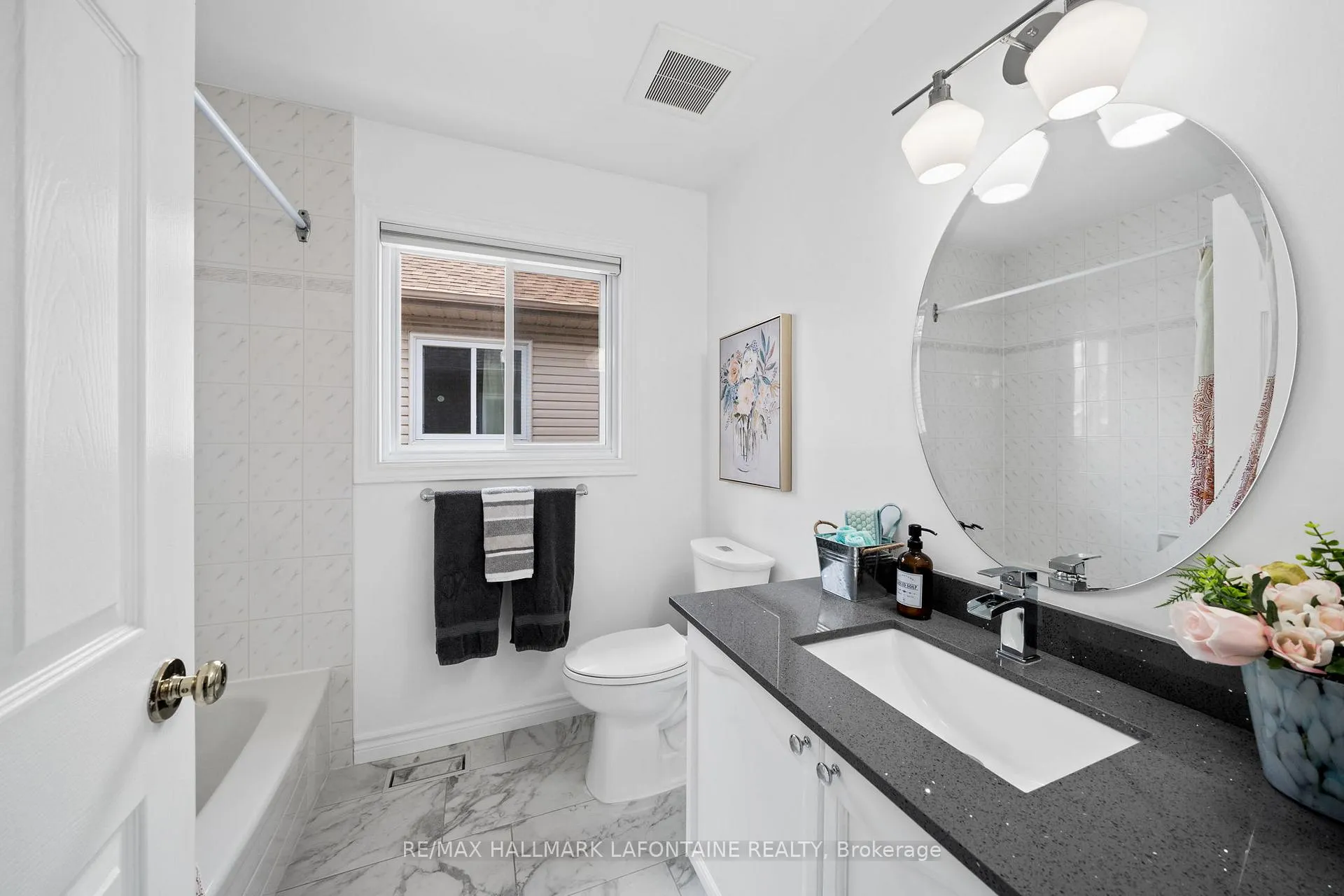 Photo 30 of 867 Clearcrest Crescent, Ottawa, Fallingbrook/Ridgemount — HOMEH