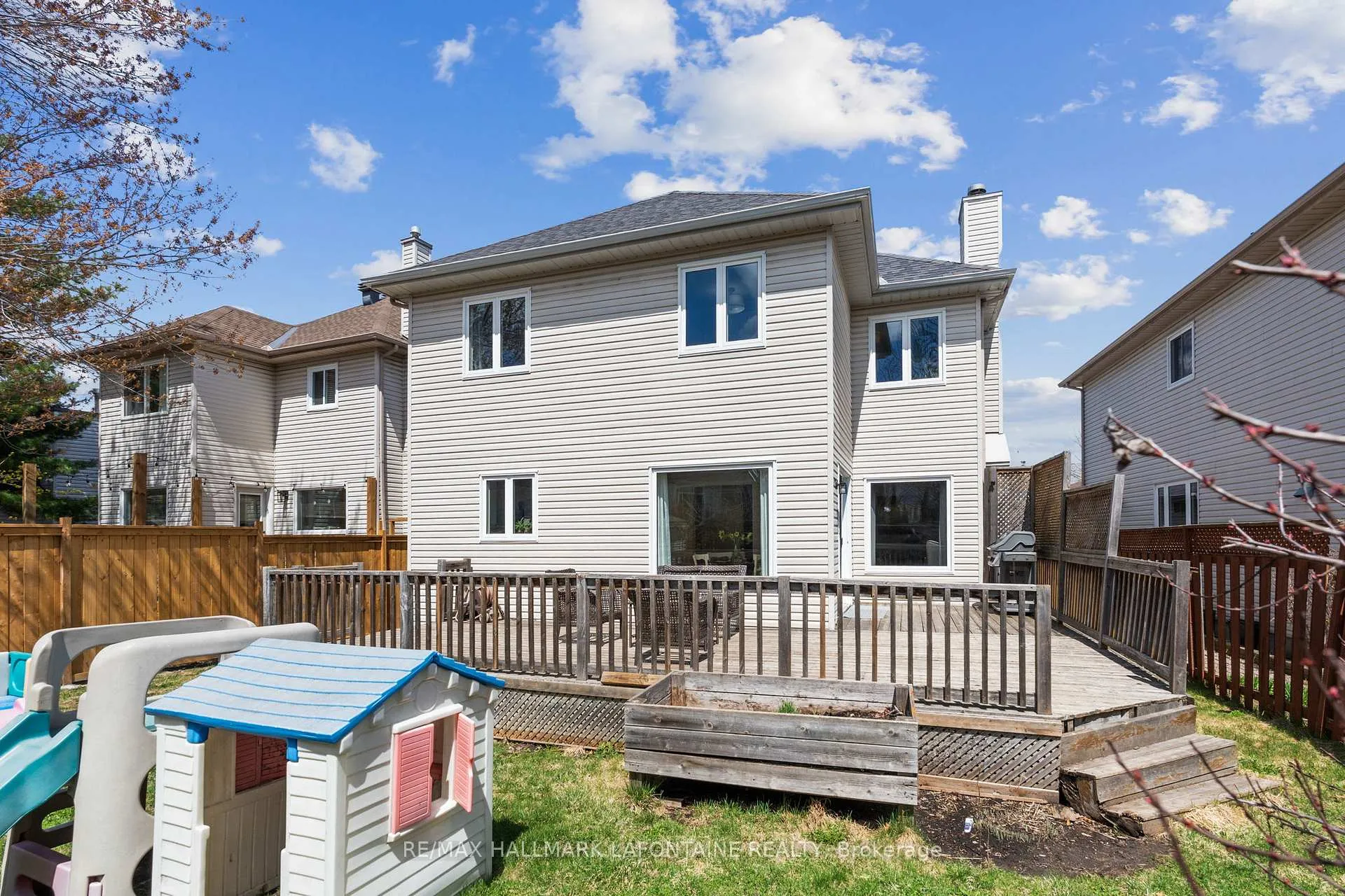 Photo 45 of 867 Clearcrest Crescent, Ottawa, Fallingbrook/Ridgemount — HOMEH