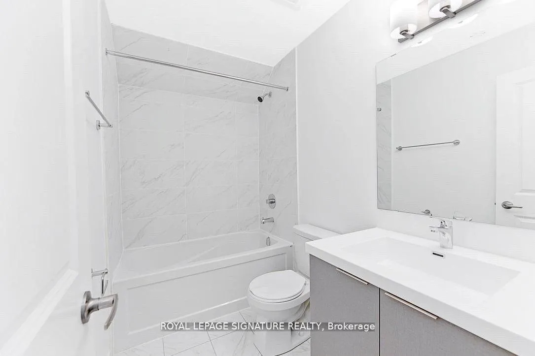 Photo 4 of Unit 335, 3078 Sixth Line, Oakville, Glenorchy — HOMEH