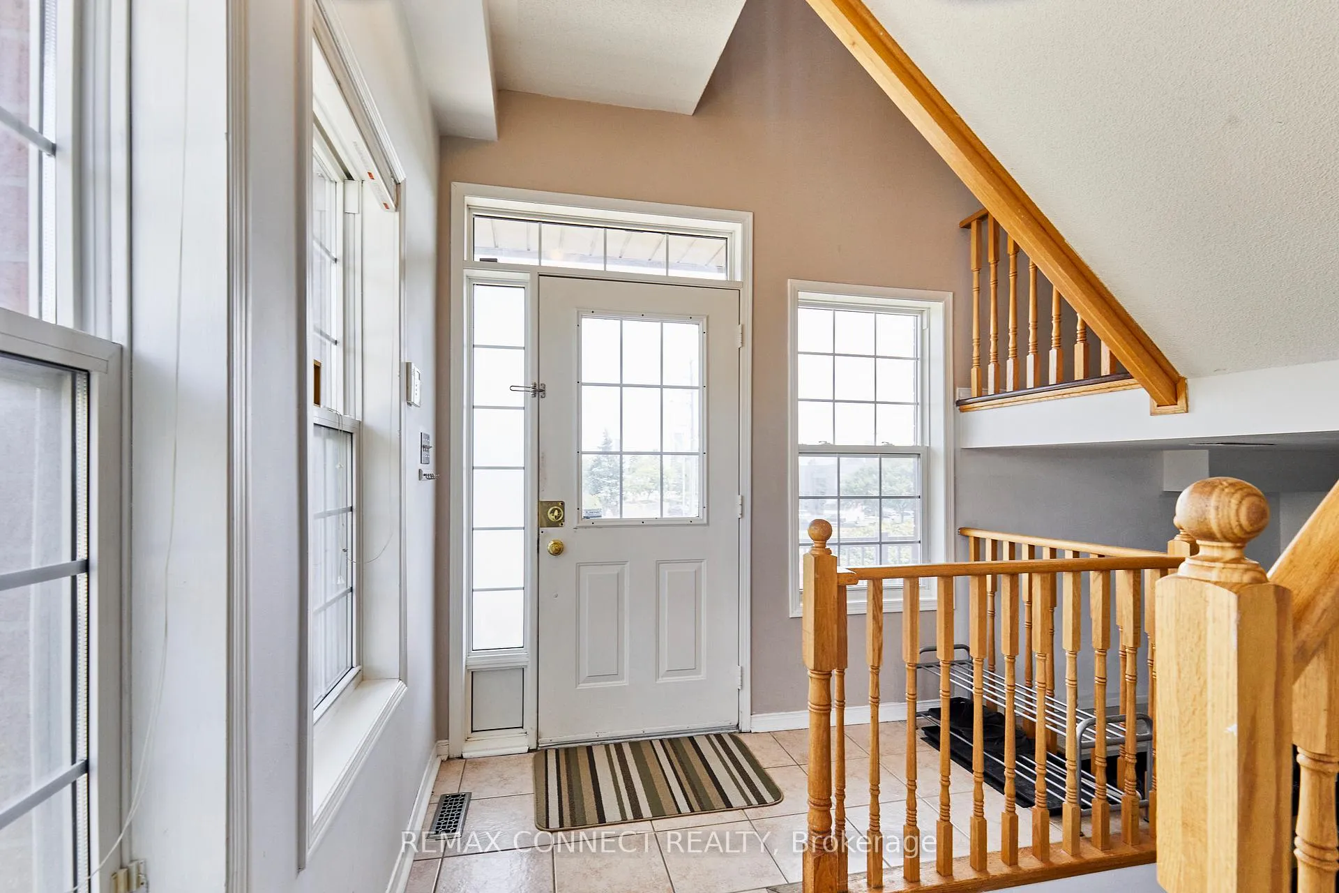 Photo 6 of Unit 31, 575 Steeple Hill, Pickering, Woodlands — HOMEH